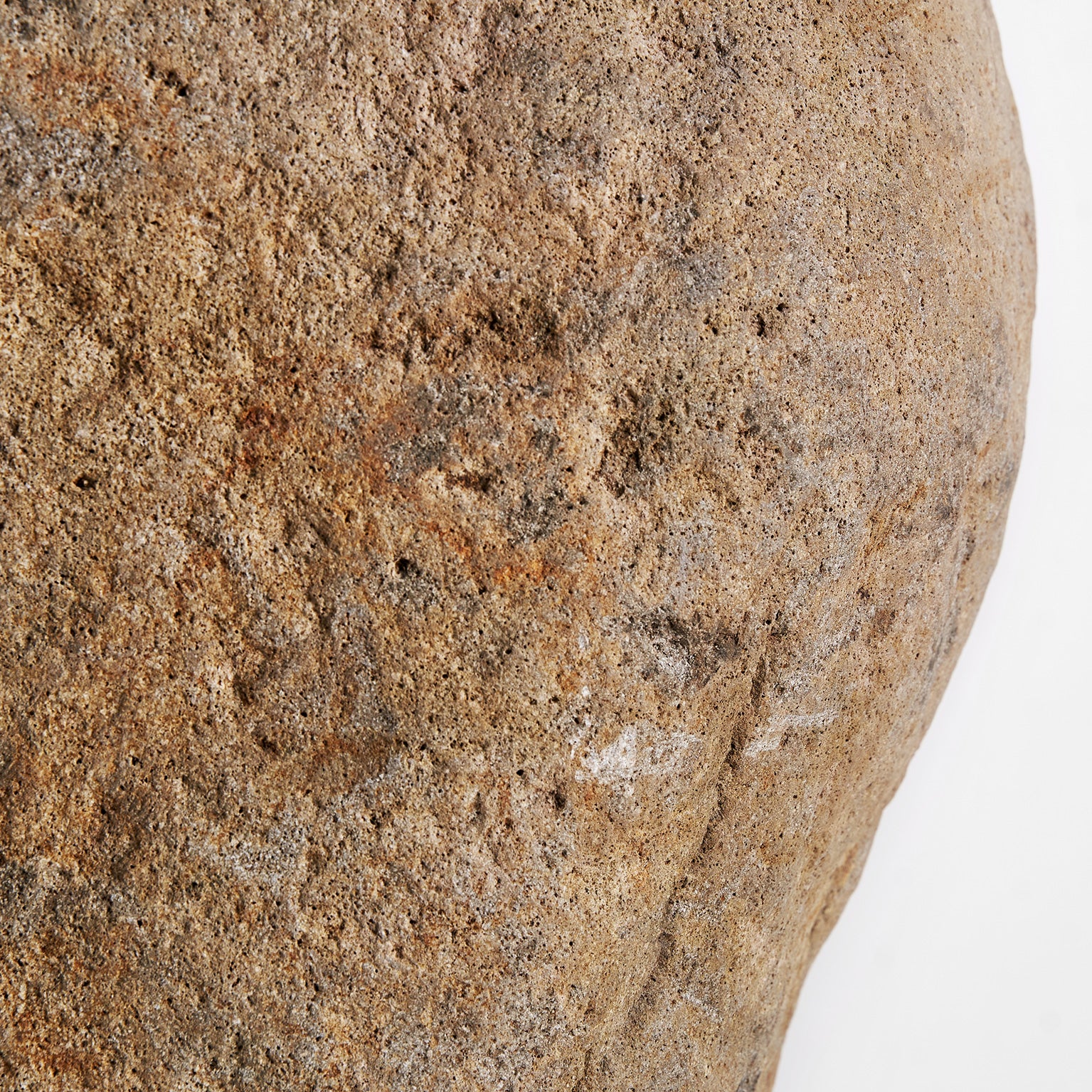 Escorpión Vintage Stone Washbasin - Brown Natural Stone Basin