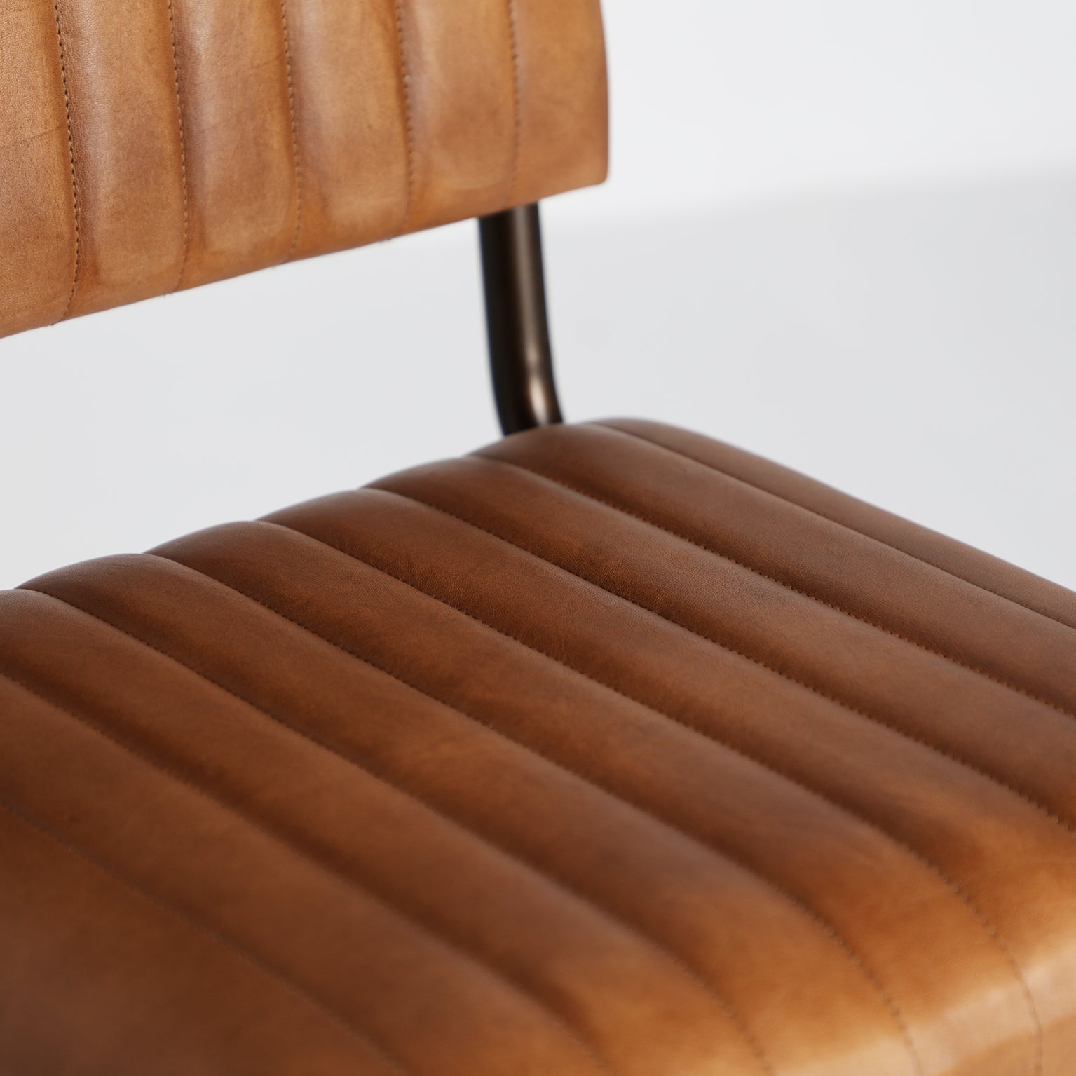 CHADRON CHAIR