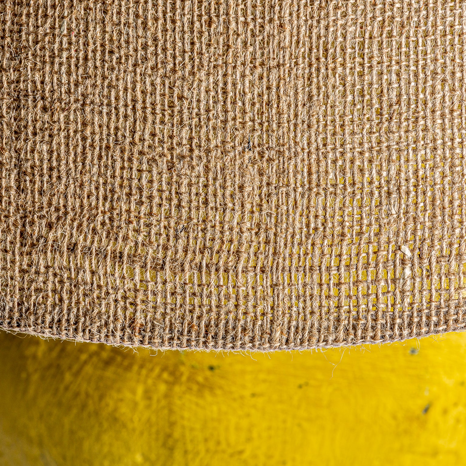 MUSTARD TABLE LAMP