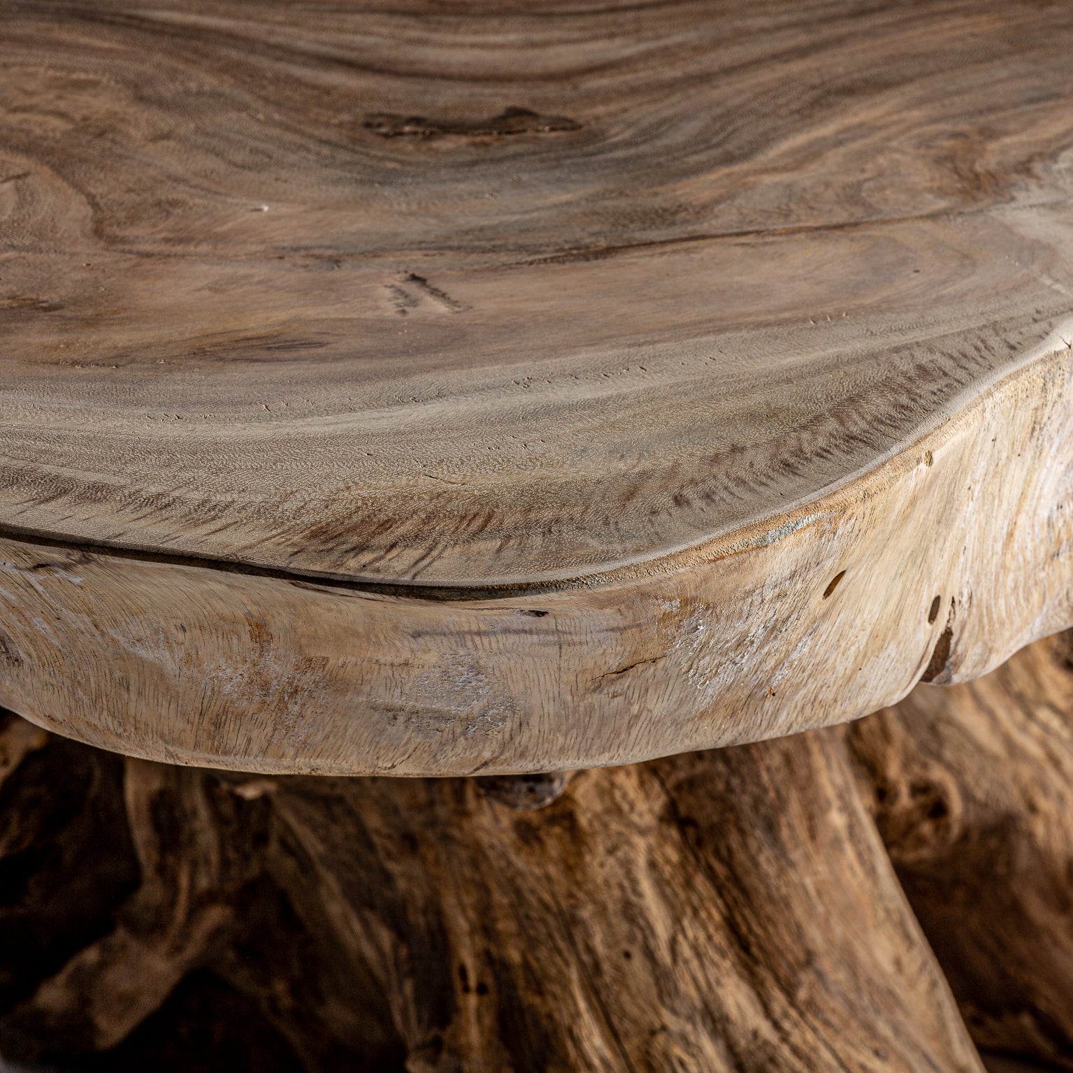 AHRAS COFFEE TABLE