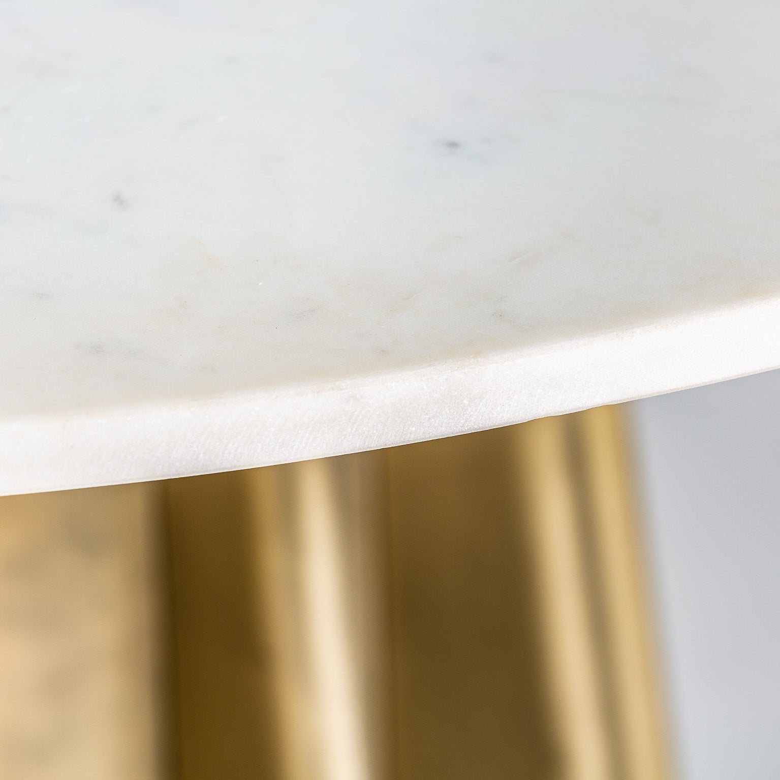LEZEY DINING TABLE