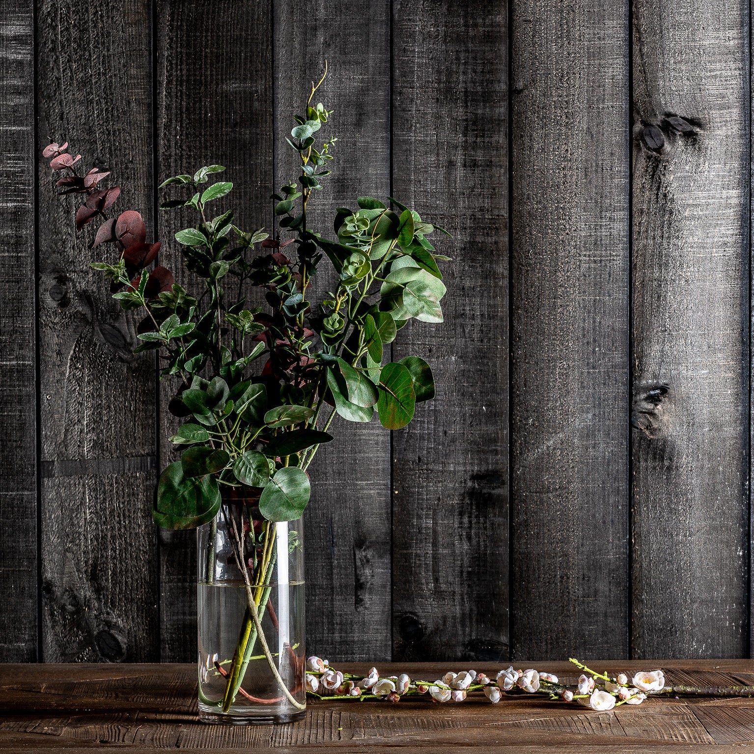 Artificial Green Leaf Plant – Classic Nordic Style