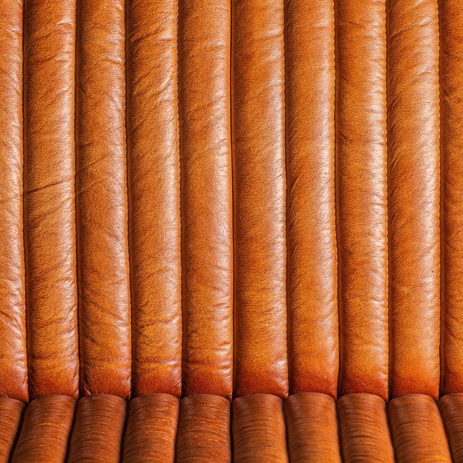 Bar Chadron Vintage Buffalo Leather Sofa - Brown
