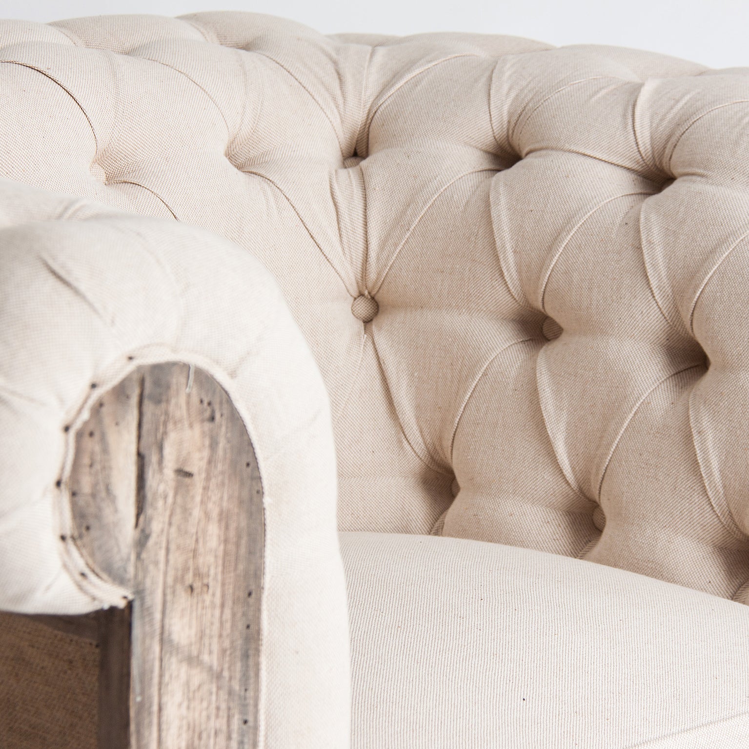 Gore Vintage Armchair – Tropical Wood & Beige Polyester