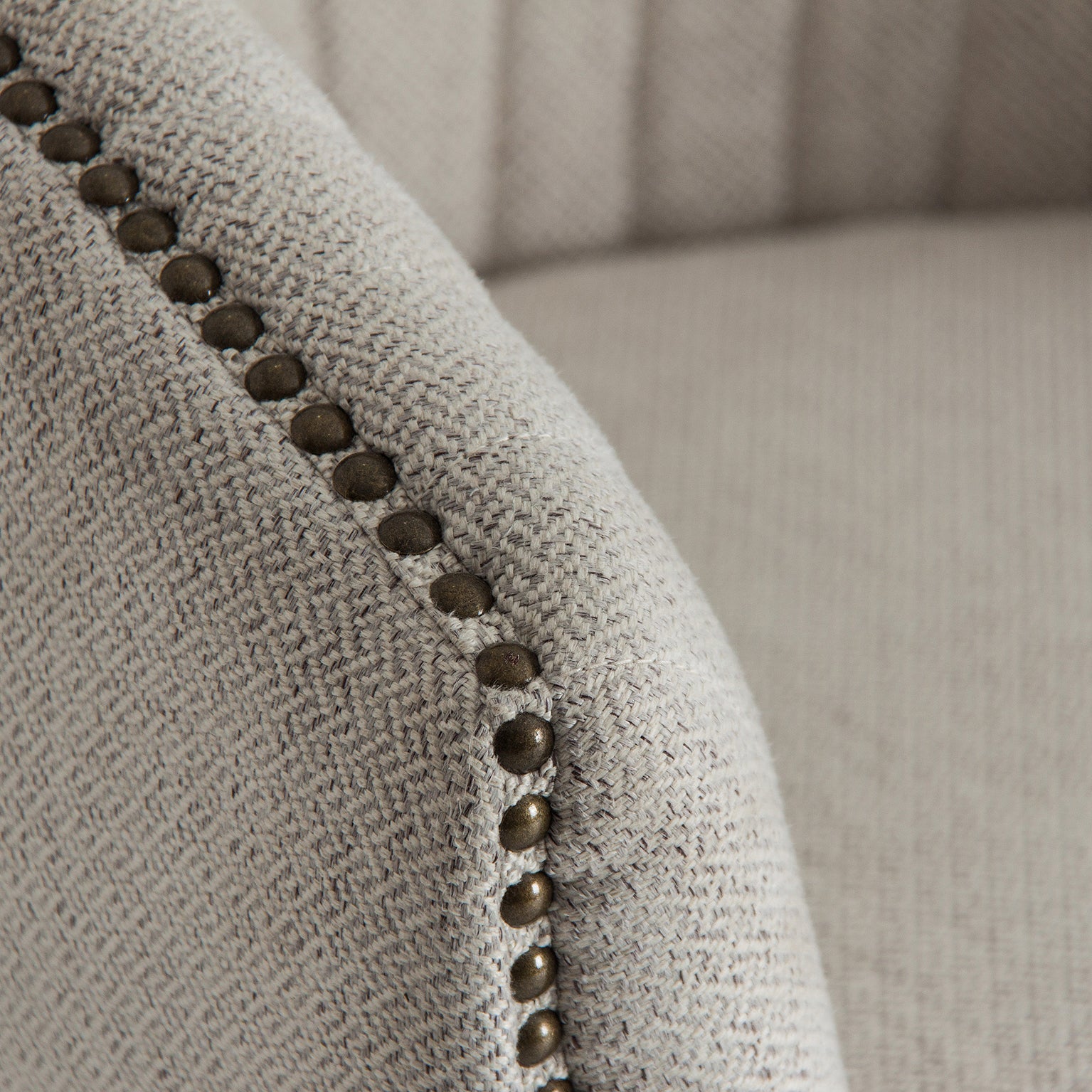 NEIVE ARMCHAIR