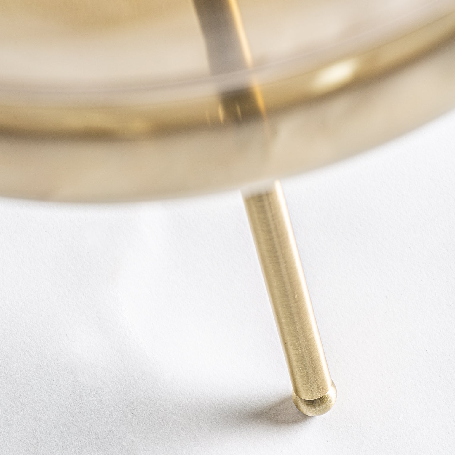 EYEL TABLE LAMP