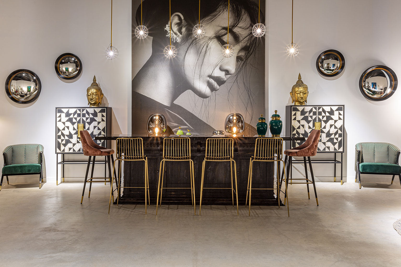 KELHEIM ARMCHAIR
