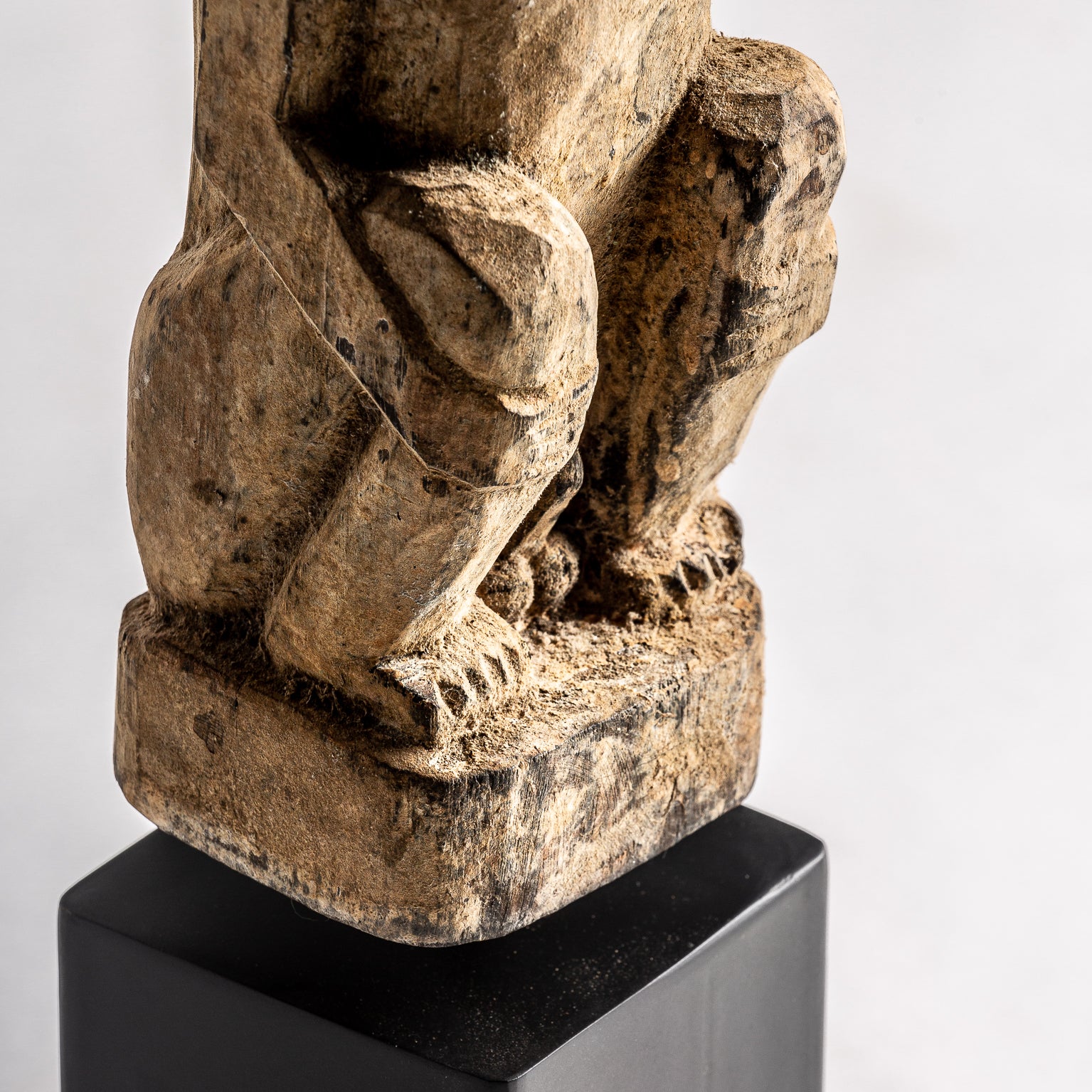 DECORATIVE FIGURE