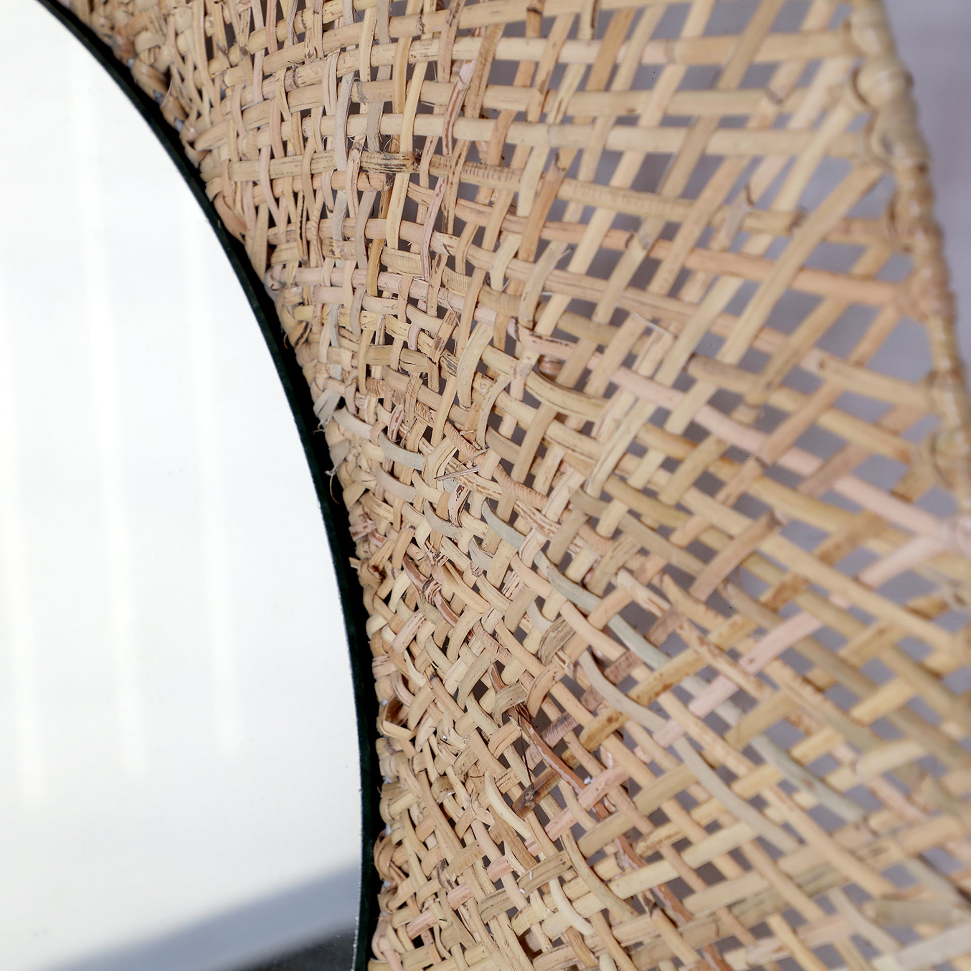 SPEGEL Round Rattan Mirror