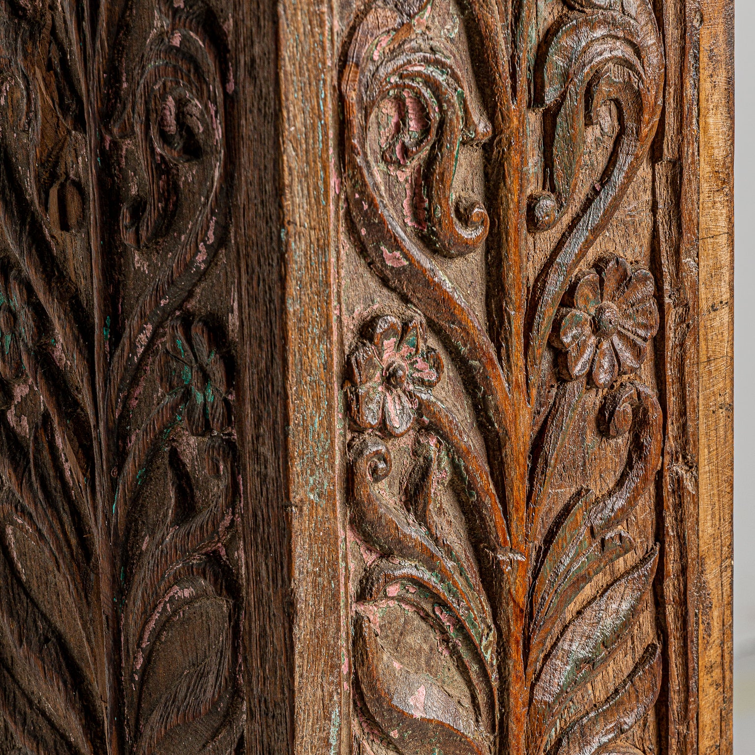 RODEN COLUMN