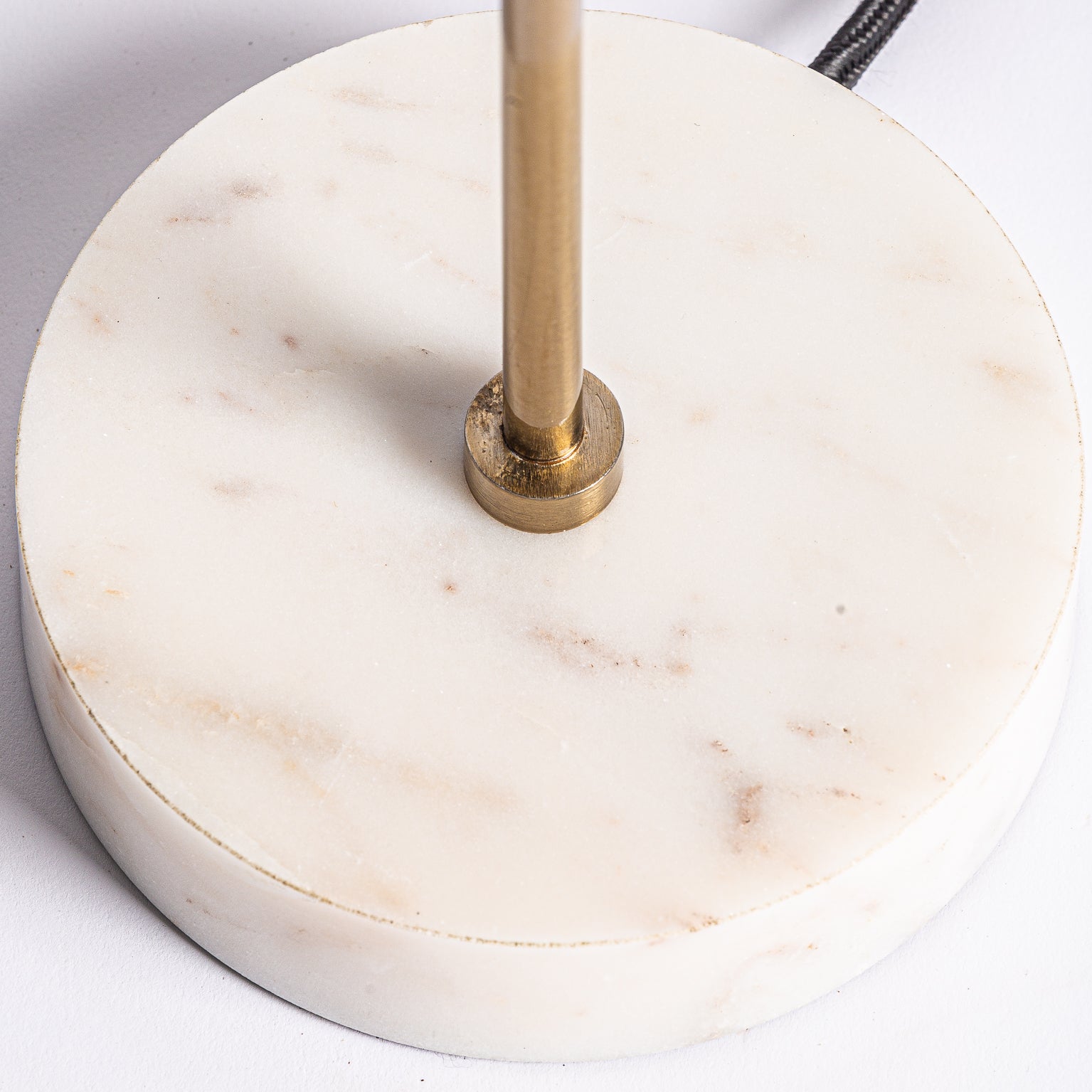 LJUSGULL Table Lamp