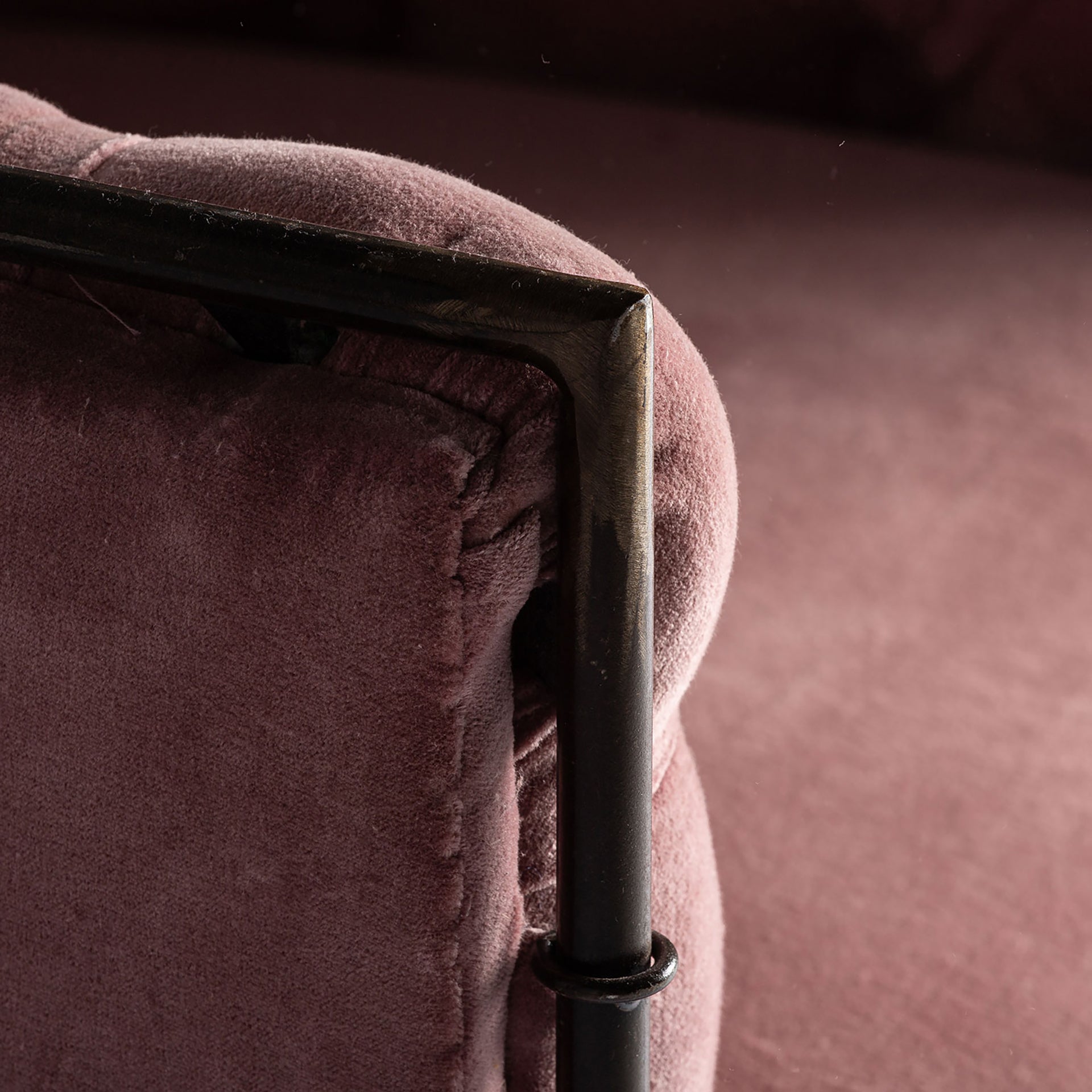 TARDIANO ARMCHAIR