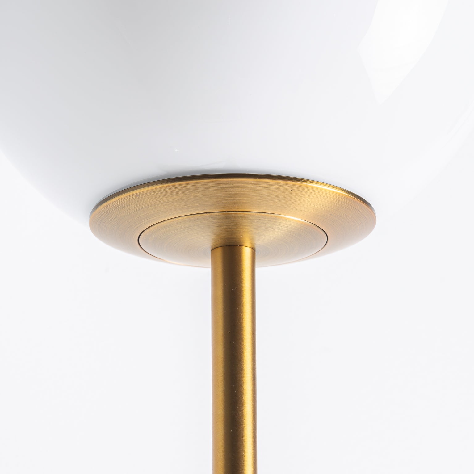 WALL LAMP