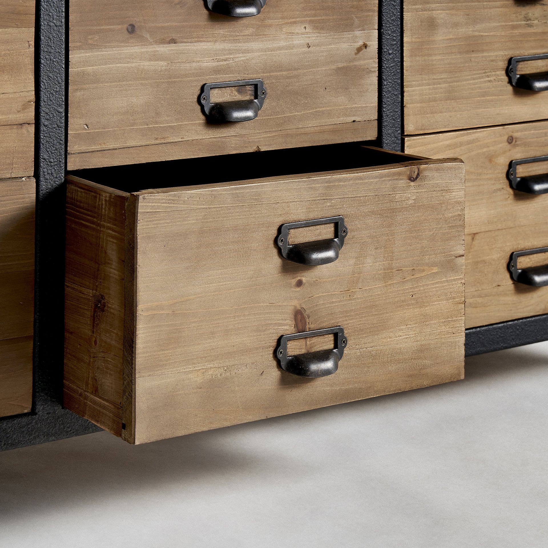 MINOT BOOKCASE