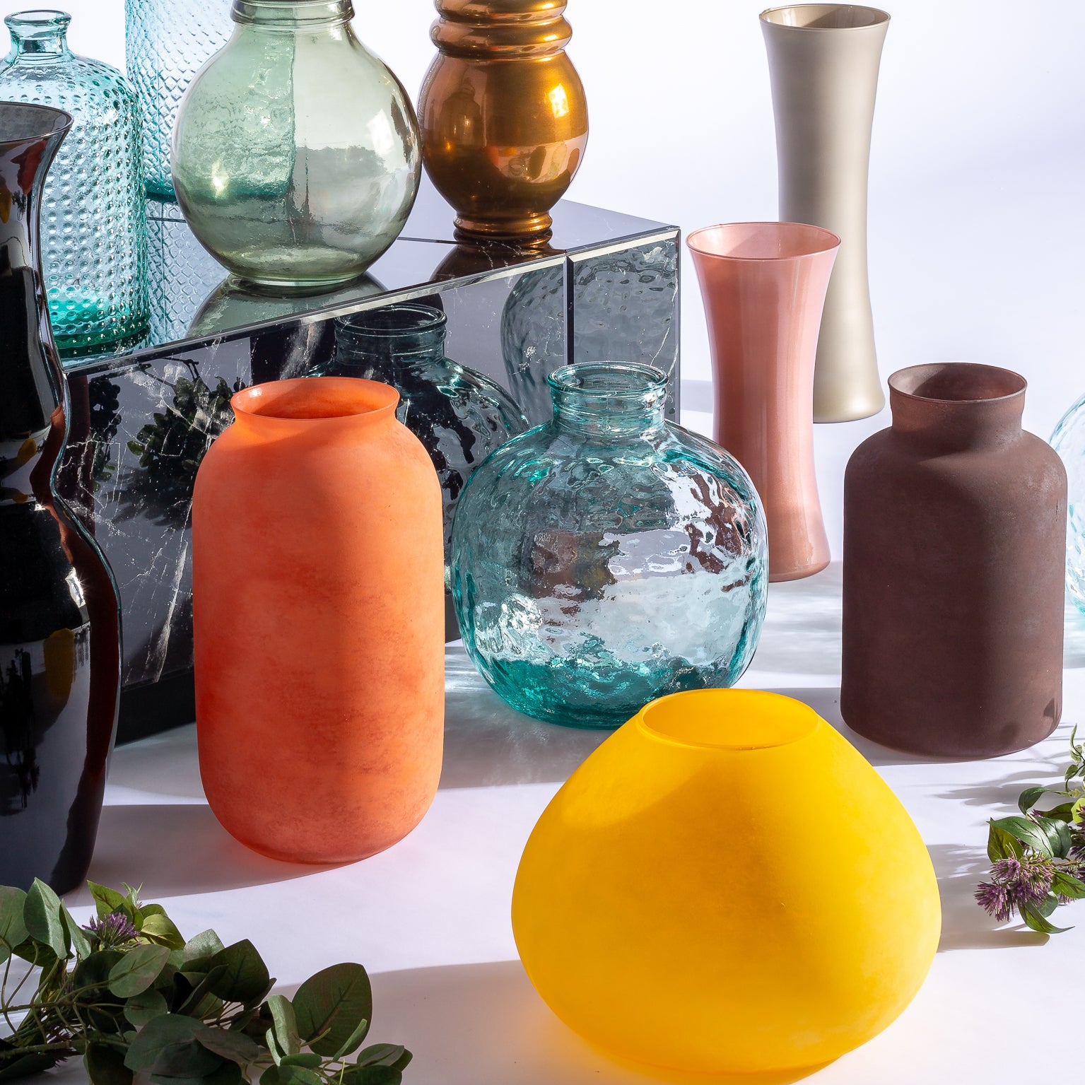 KURA VASE