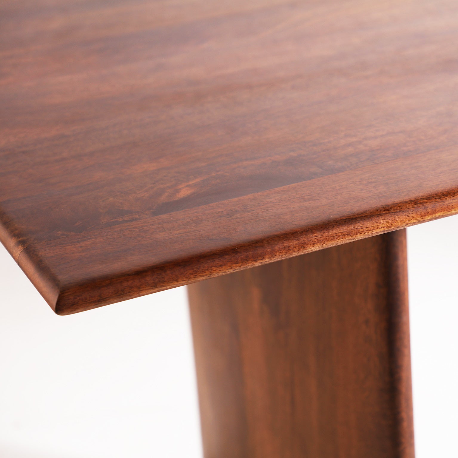 Baud Contemporary Mango Wood Desk - Mahogany Finish