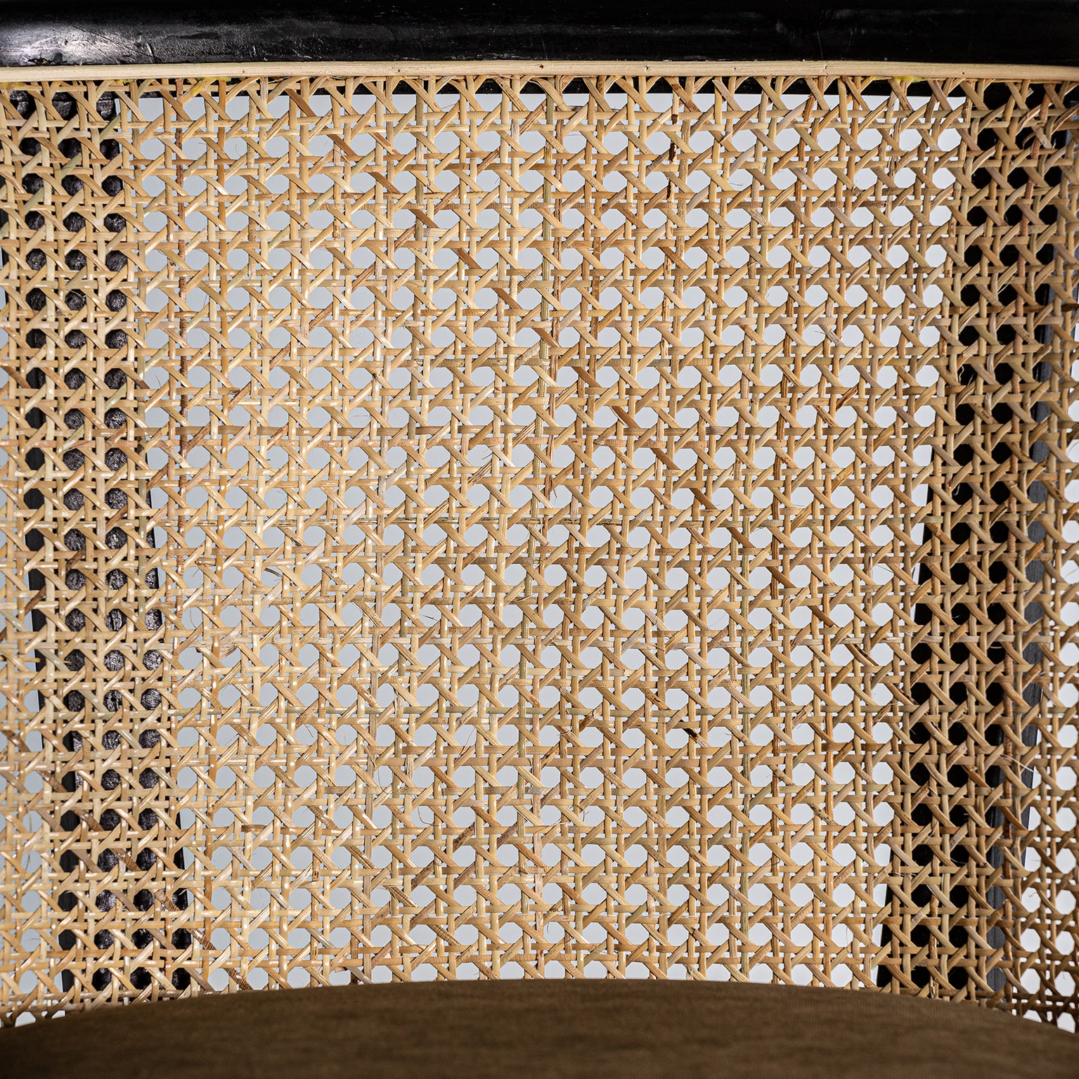 VELBURG CHAIR