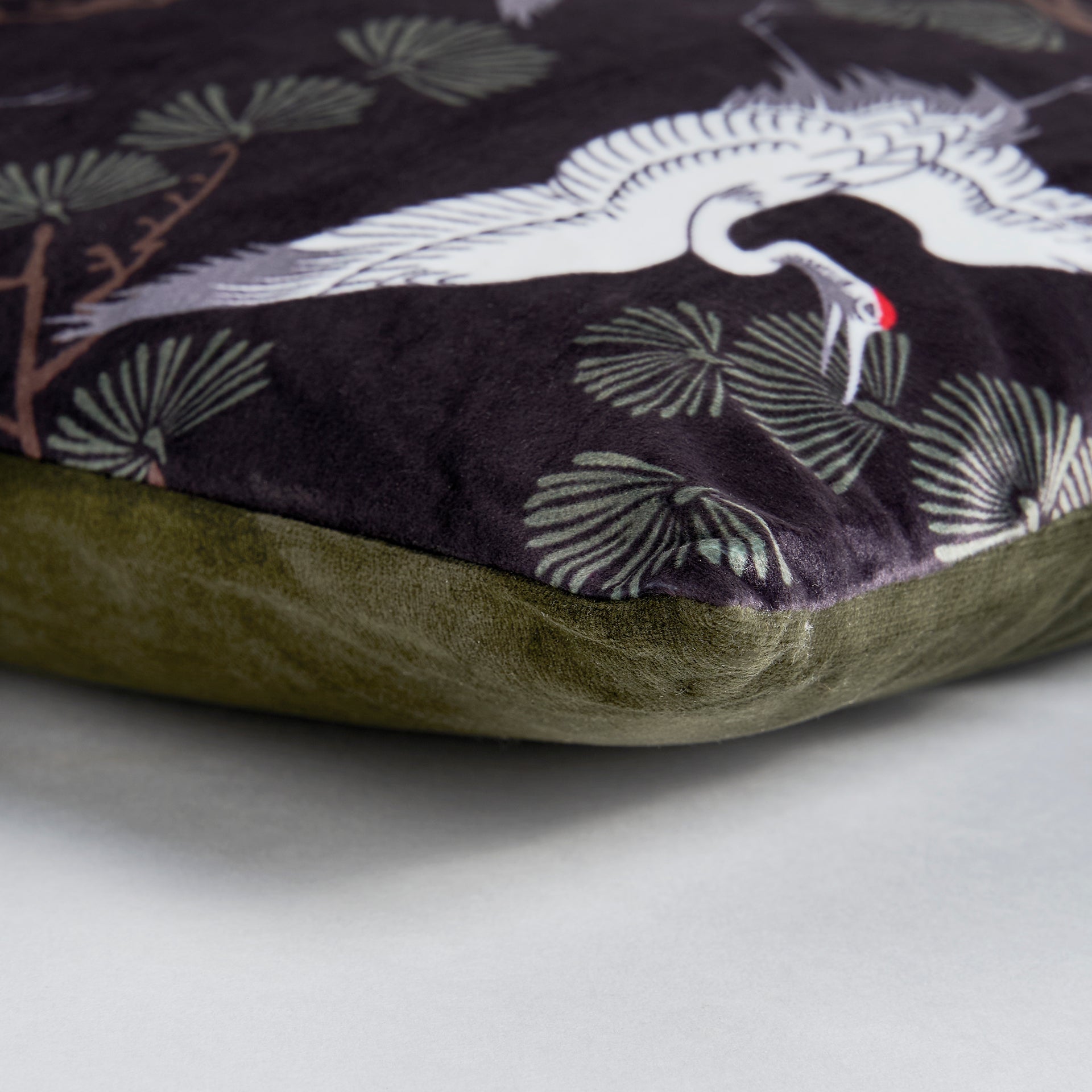 GRÖNKUDDE Velvet Cushion