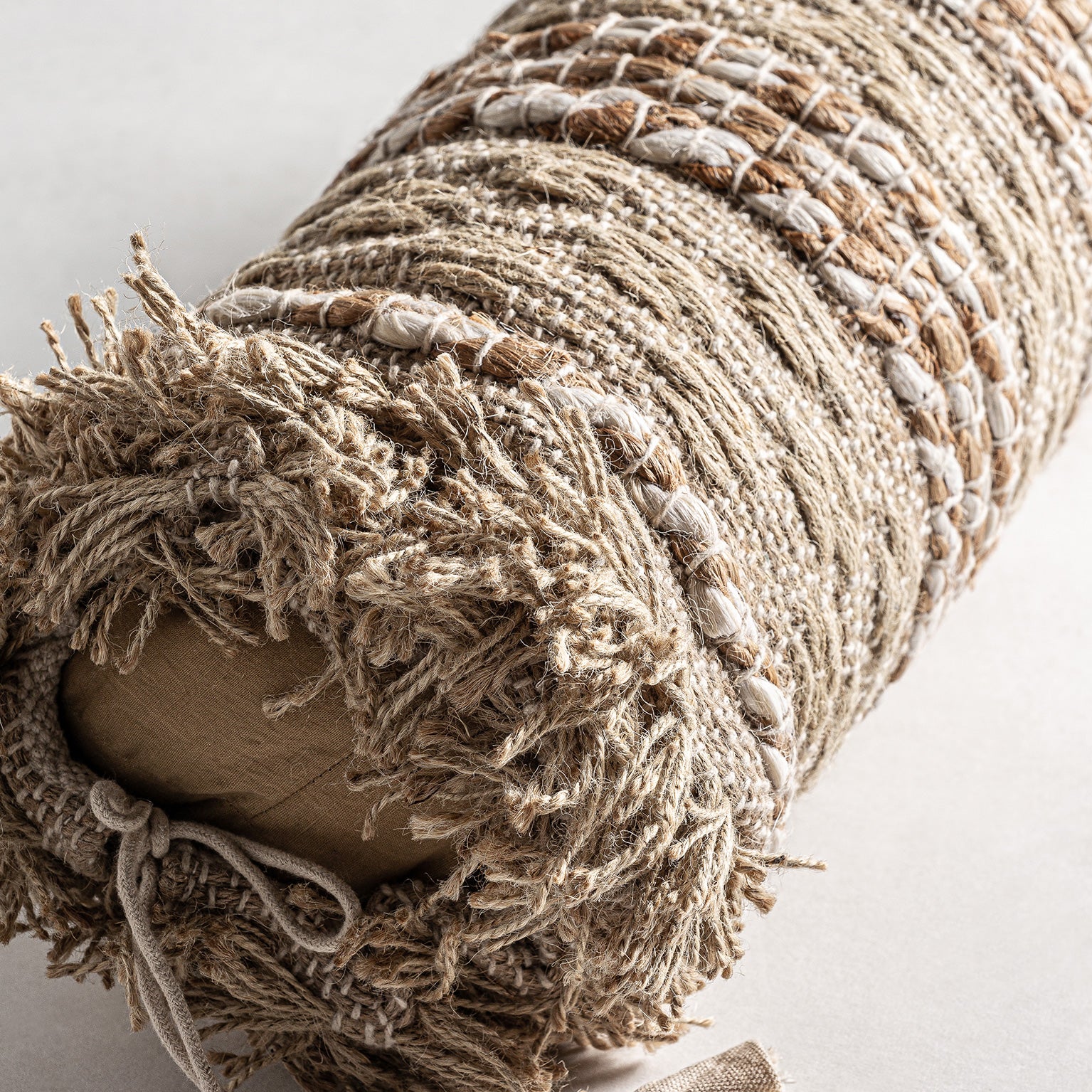 GLEISHE CUSHION