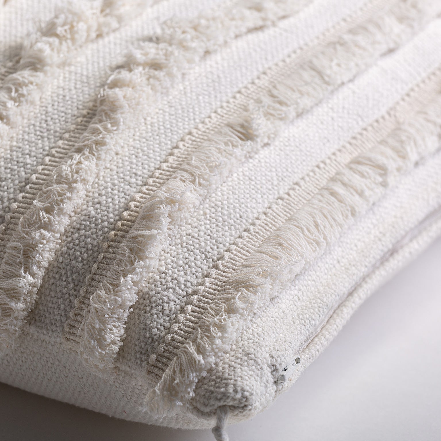 ZAHARA CUSHION