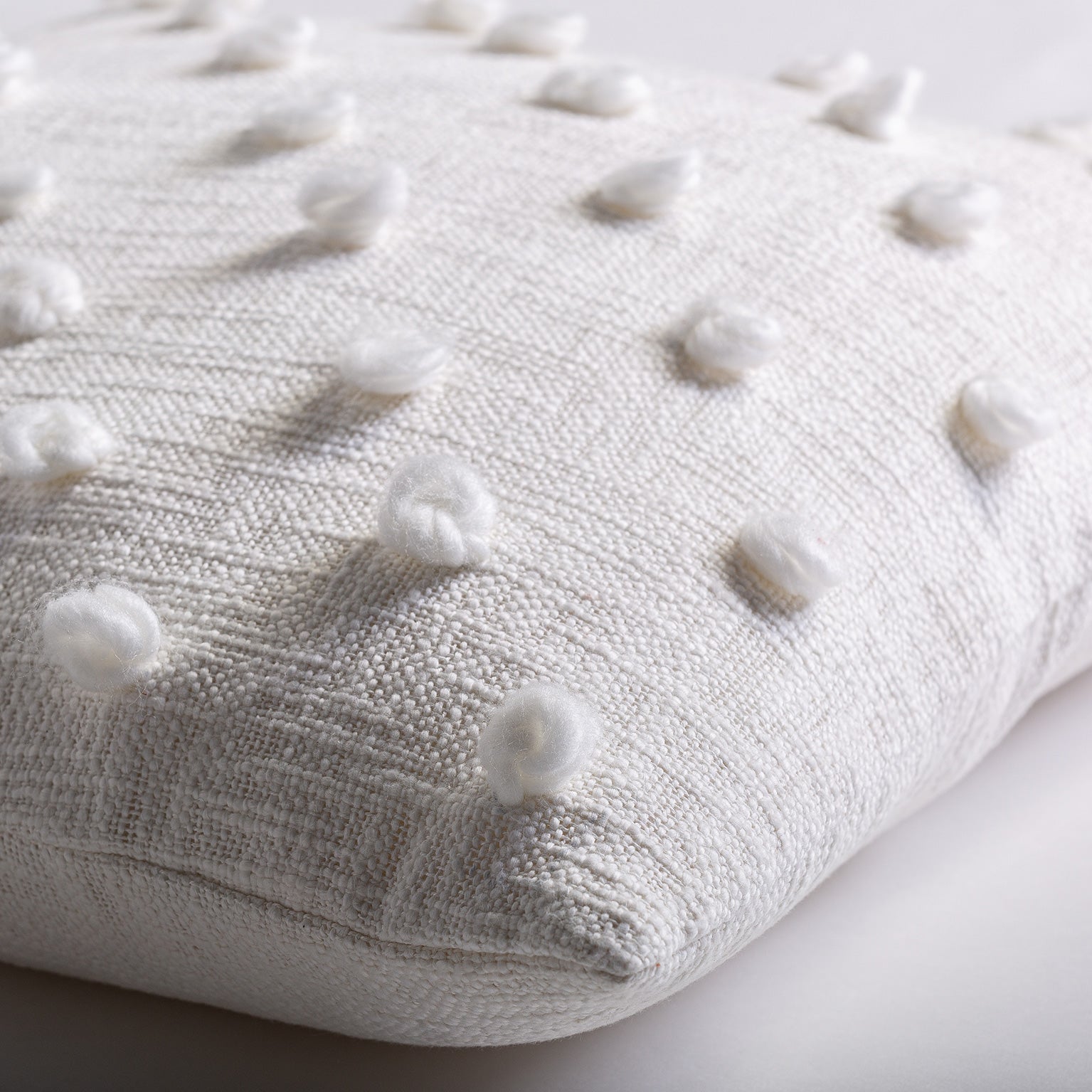 YAIZA CUSHION