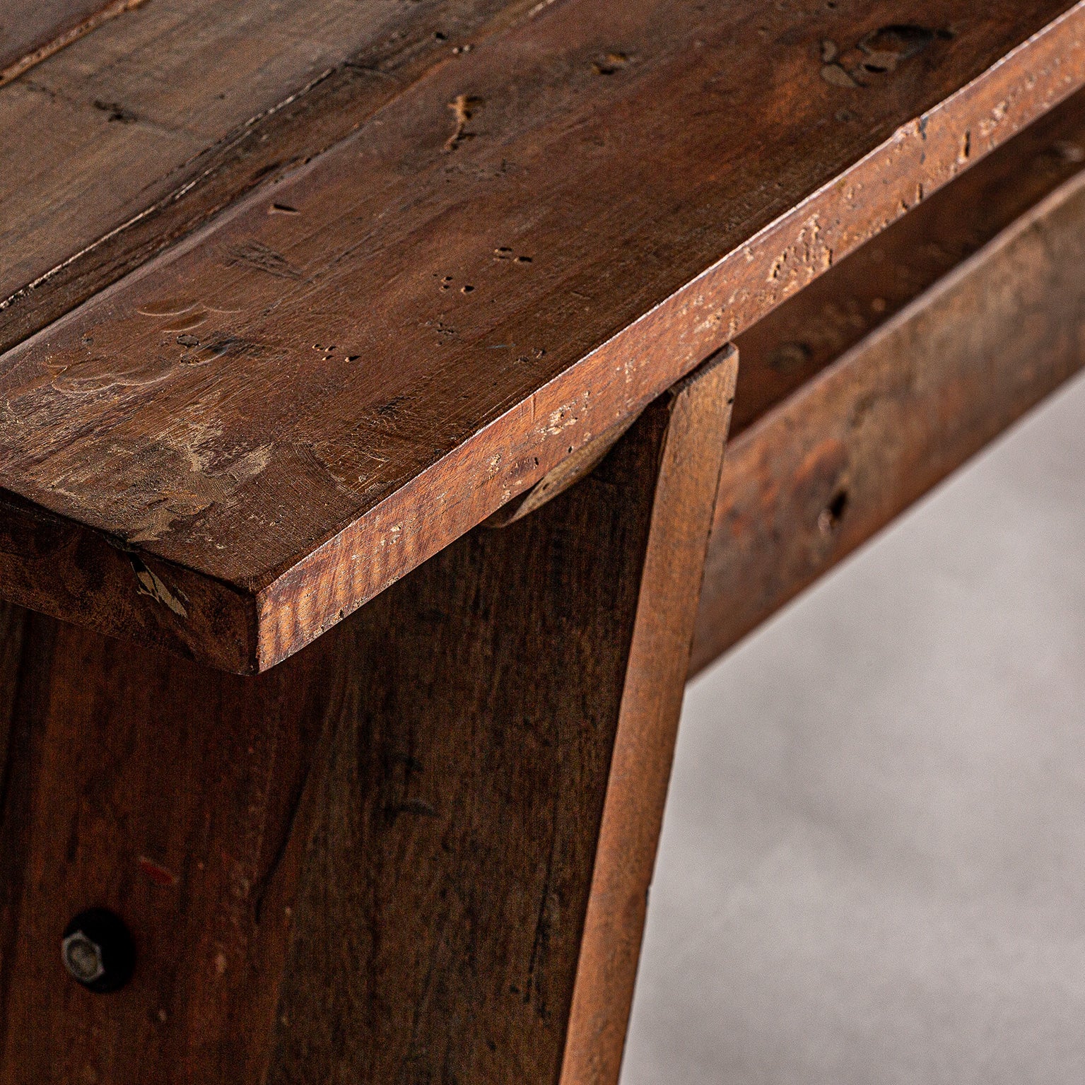 Badai Ethnic Mango Wood Bench - Distressed Brown Finish