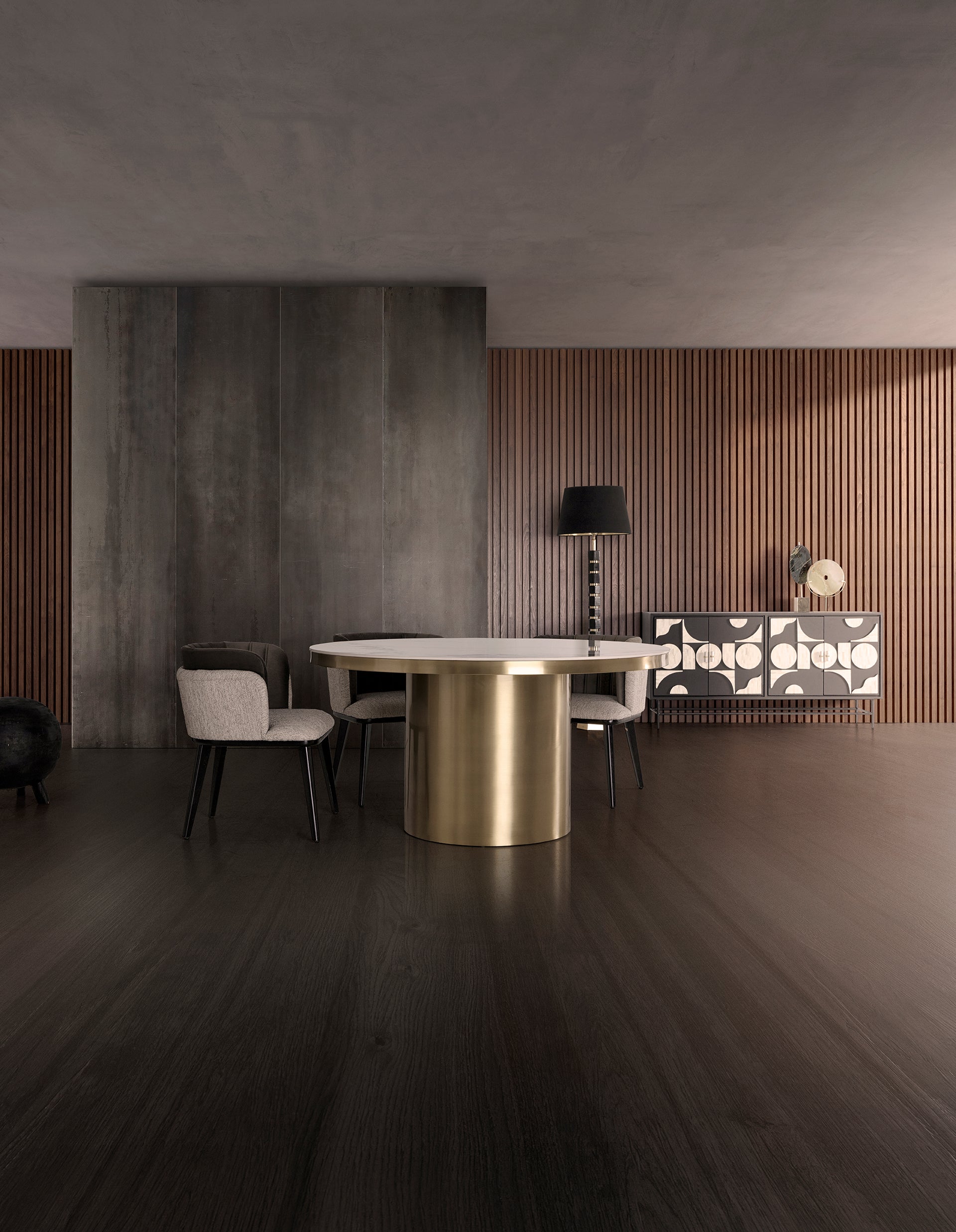 ASTACH DINING TABLE