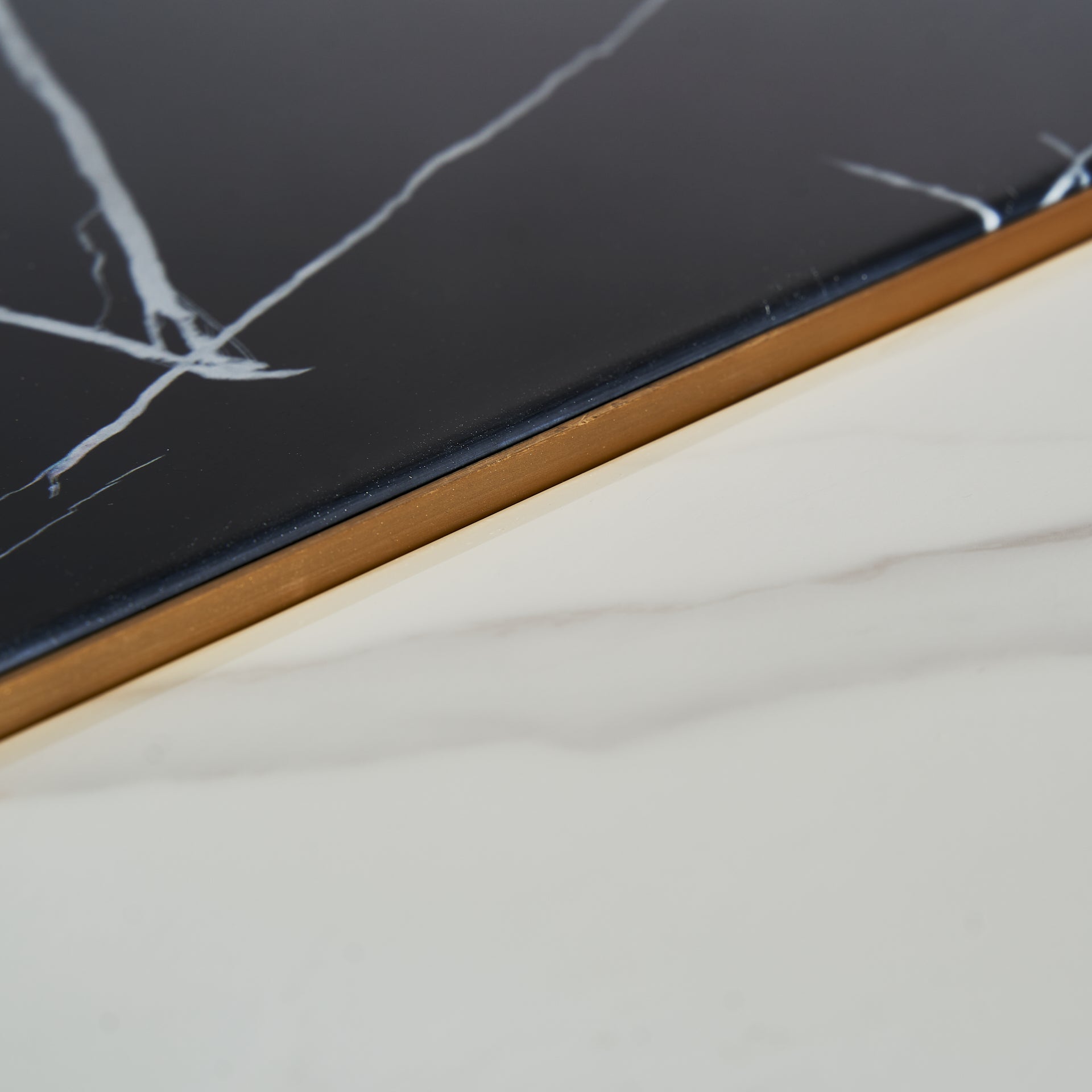 GREIN COFFEE TABLE
