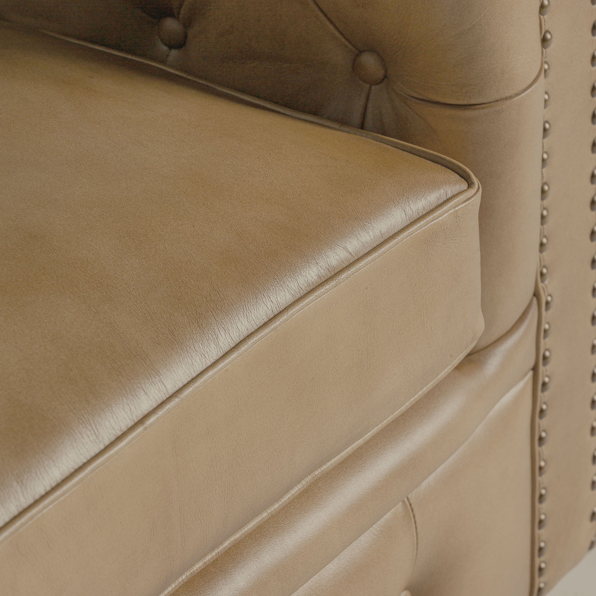 ELKINS ARMCHAIR