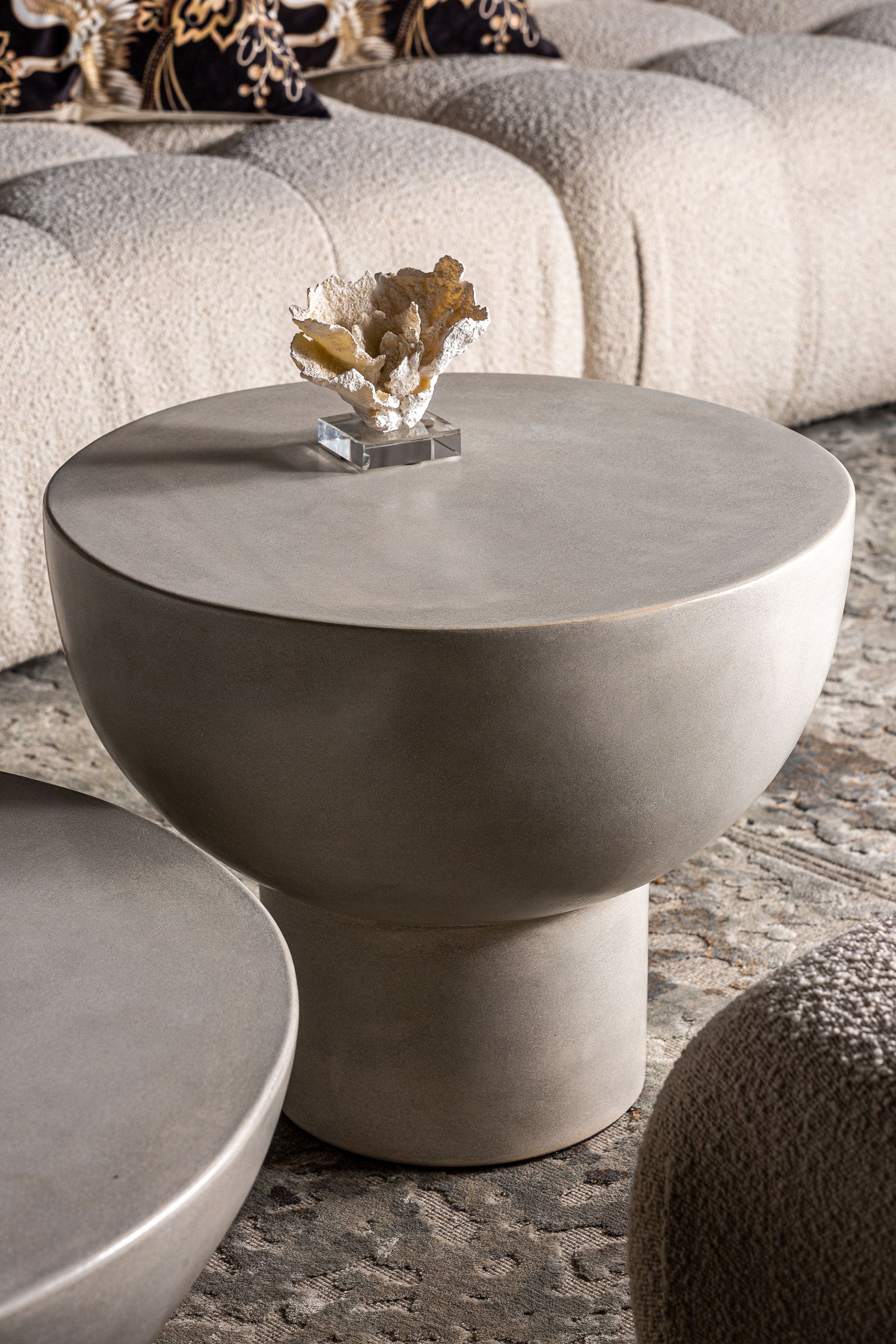 TELFS SIDE TABLE