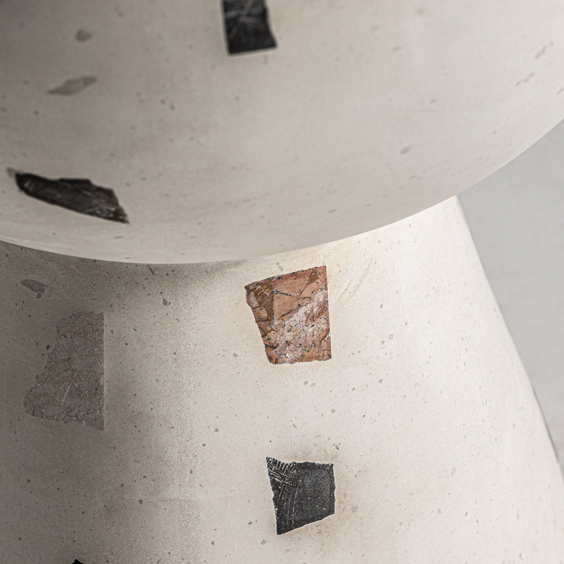MASSA SIDE TABLE