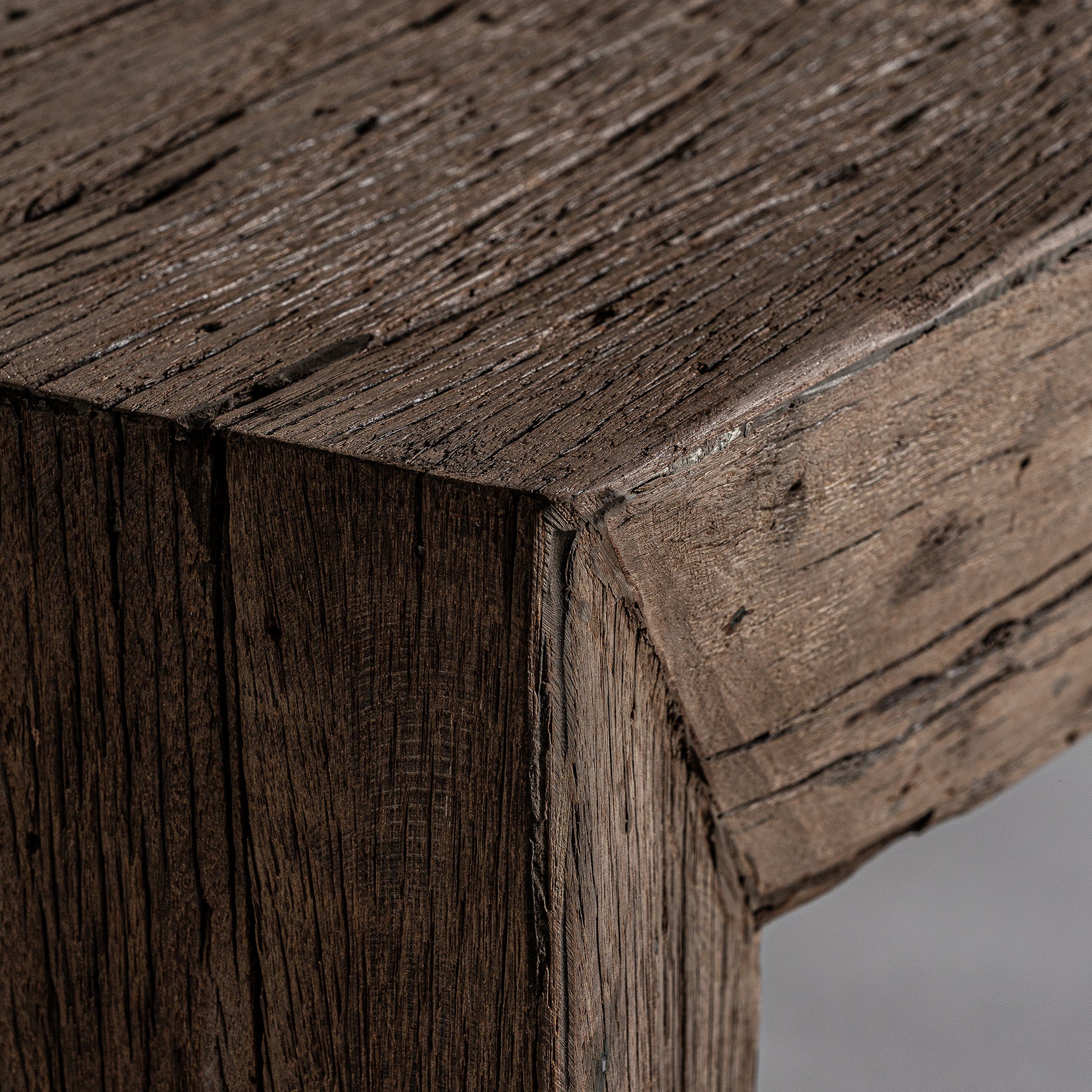 SAMSUN COFFEE TABLE