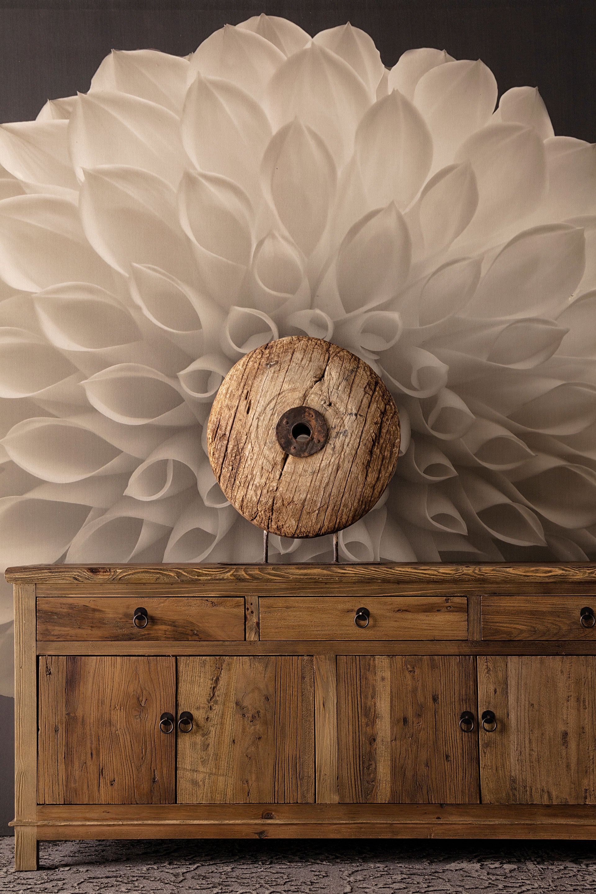 DECORATIVE FIGURE