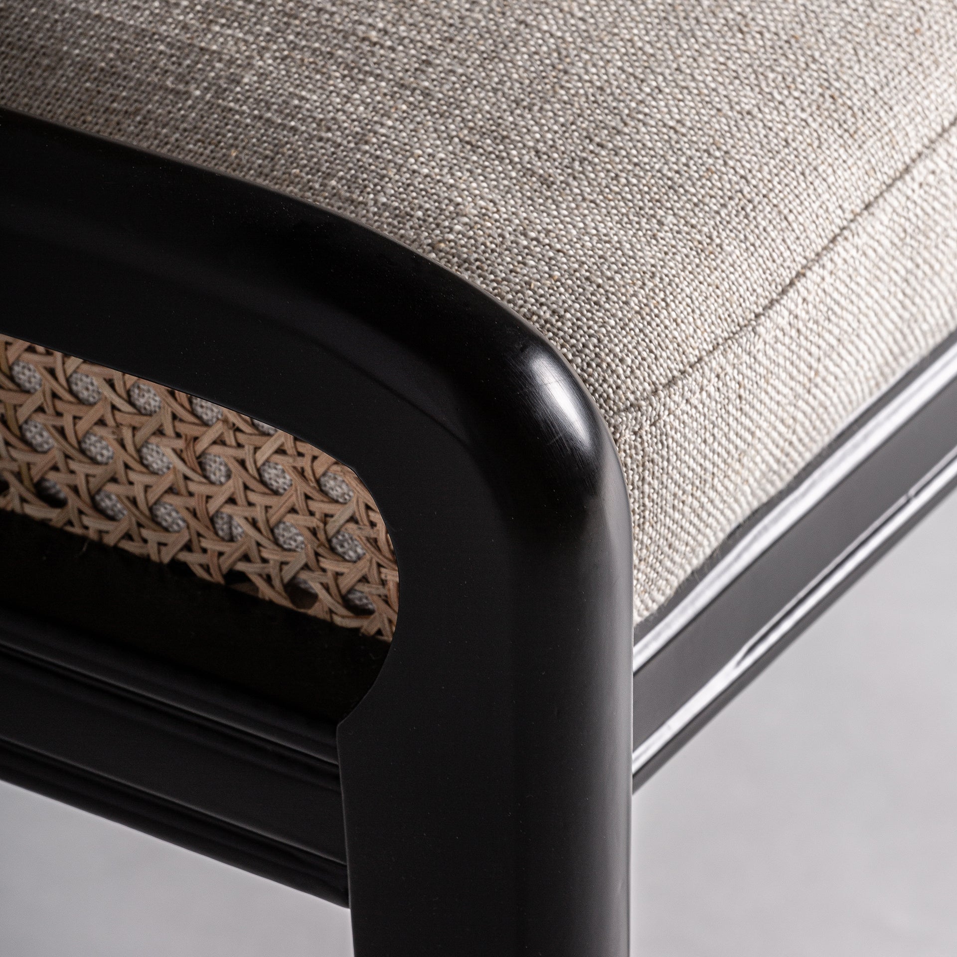 Velburg Colonial Rattan Chair in Cream