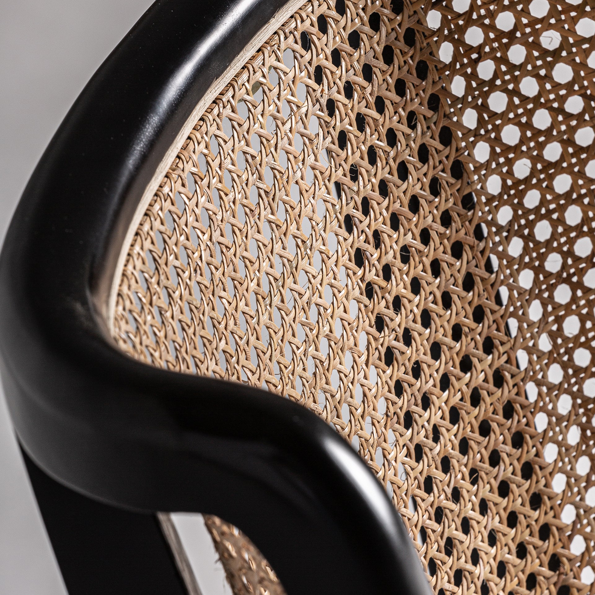 Velburg Colonial Rattan Chair in Cream