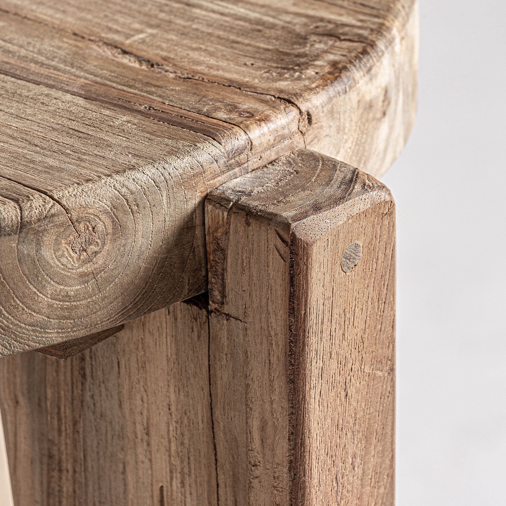 LUX SIDE TABLE