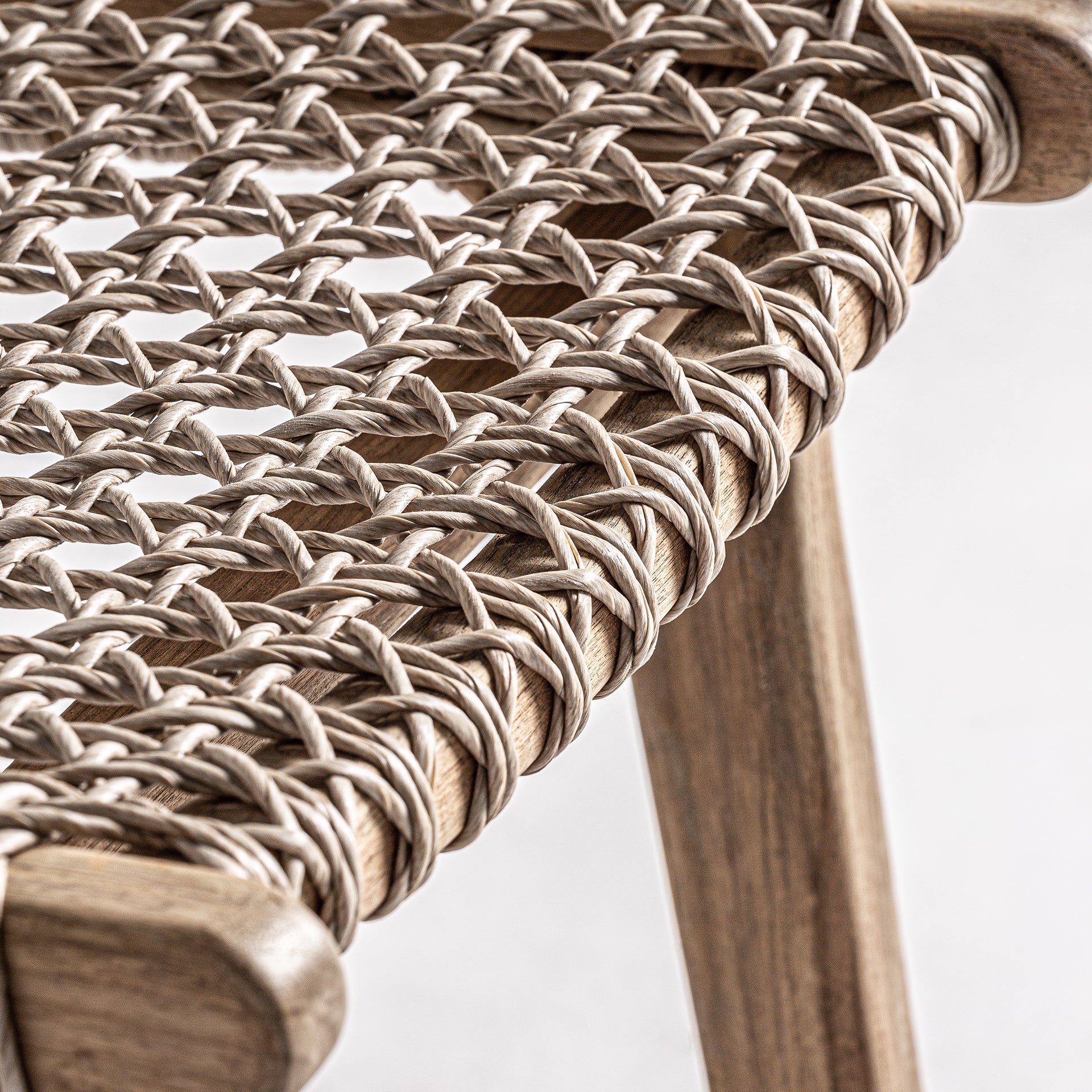 BEARDON Teak Wood High Stool - Colonial Style Bar Stool with Rope Seat