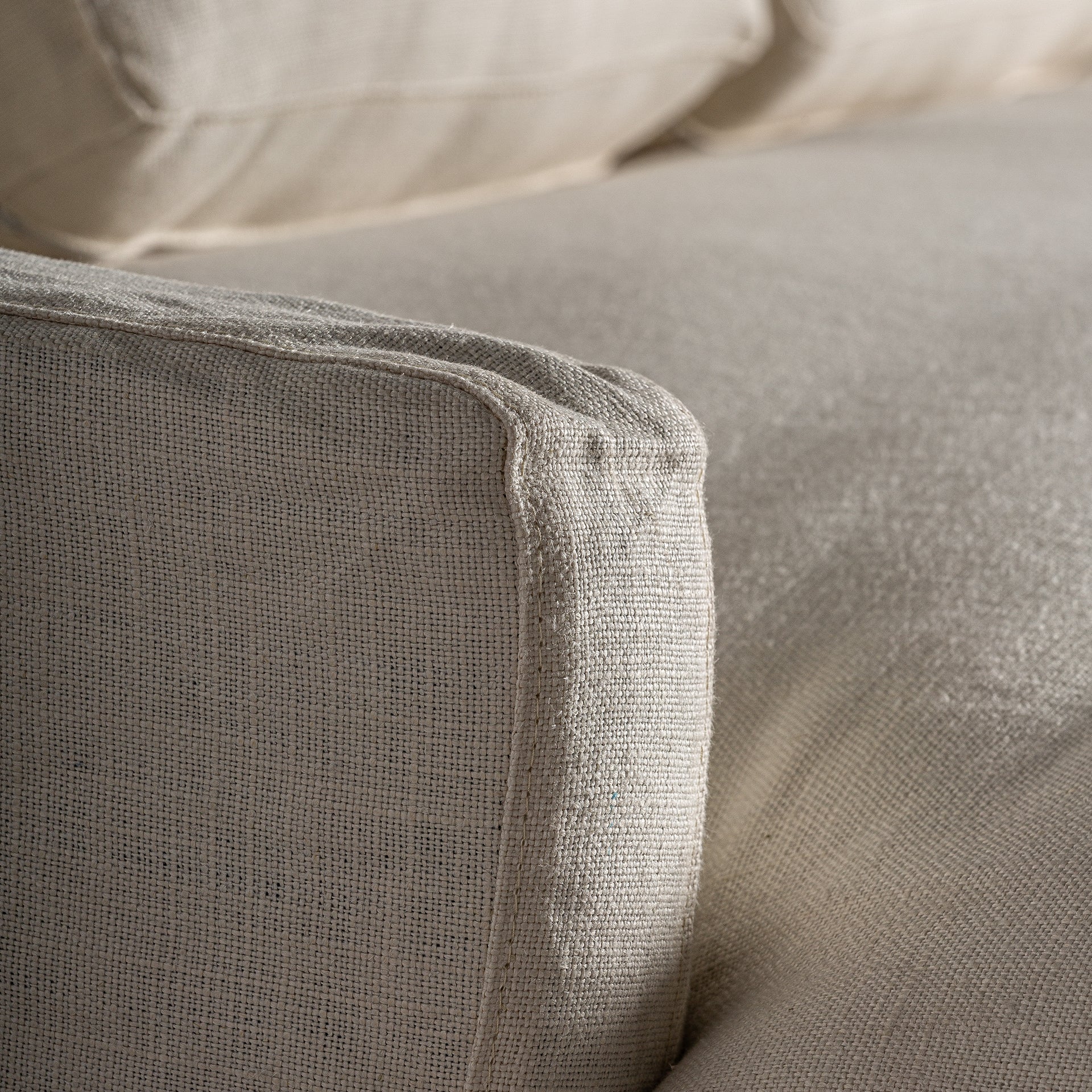 KEMENCE SOFA