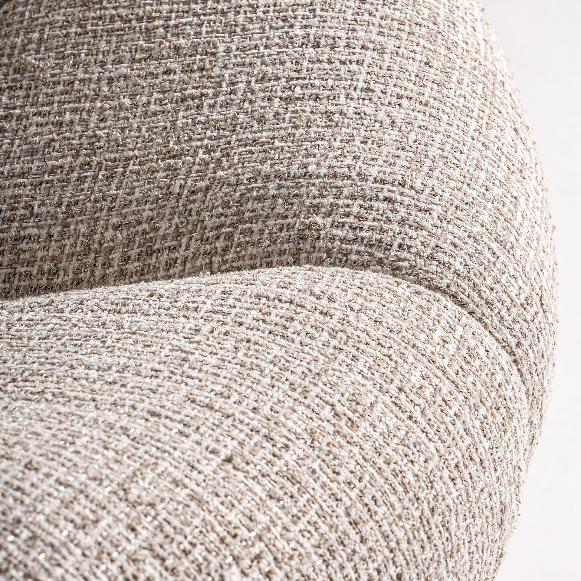 TEGLIO ARMCHAIR