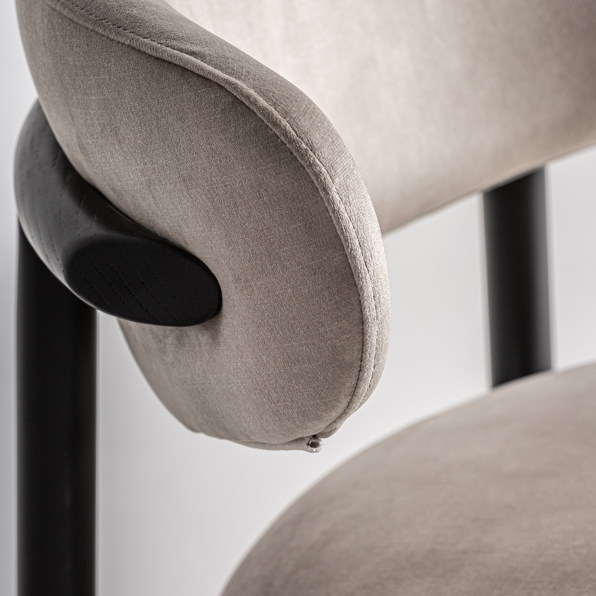 Zell Art Deco Chair — Beige Polyester & Black Maple Wood