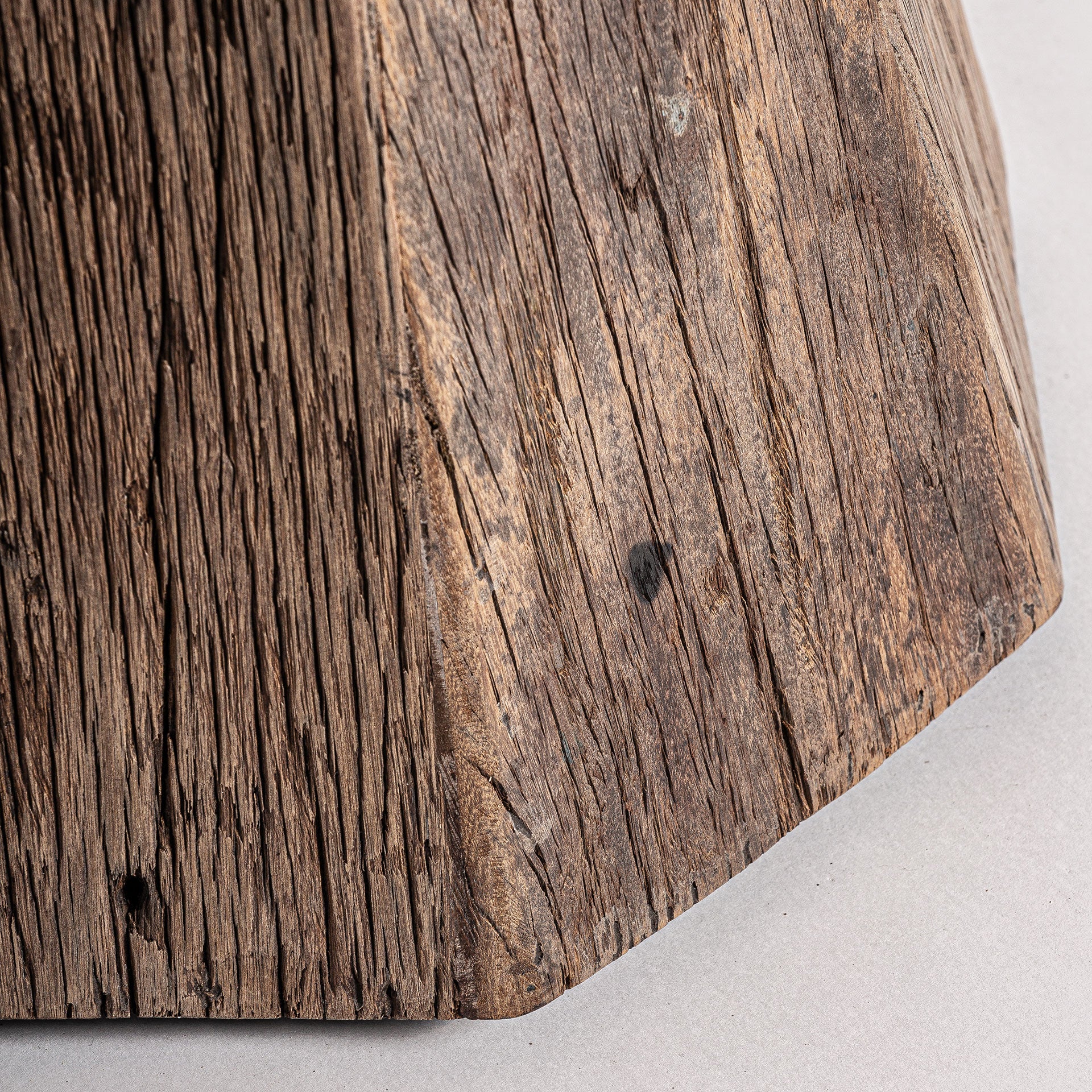 WALDING SIDE TABLE