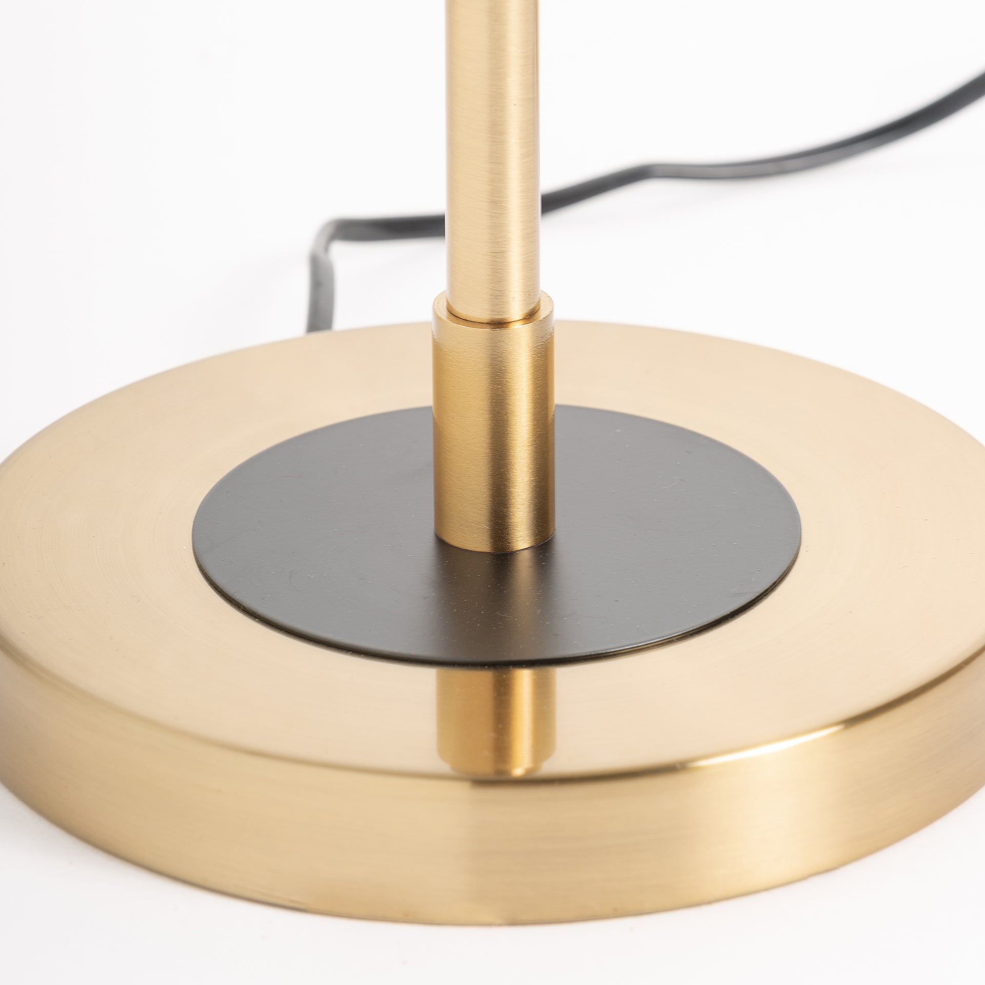 Guldskimmer Art Deco Table Lamp - Gold Iron & Black Acrylic