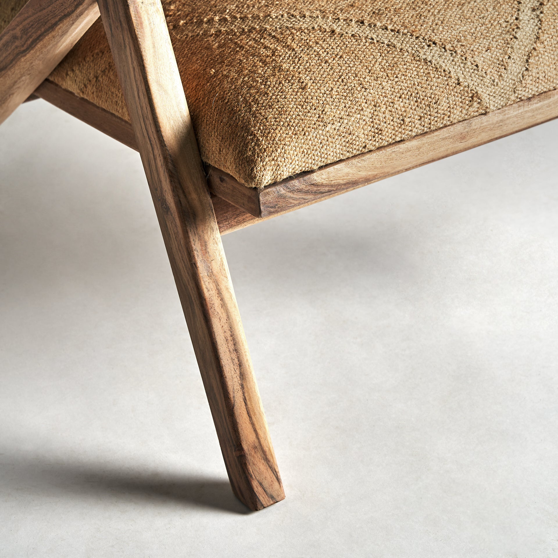 ELGIN ARMCHAIR
