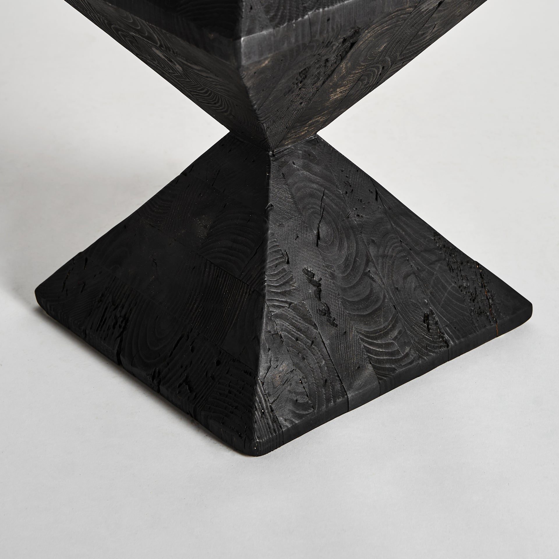 Vievy Art Deco Pedestal - Recycled Pine Wood Black