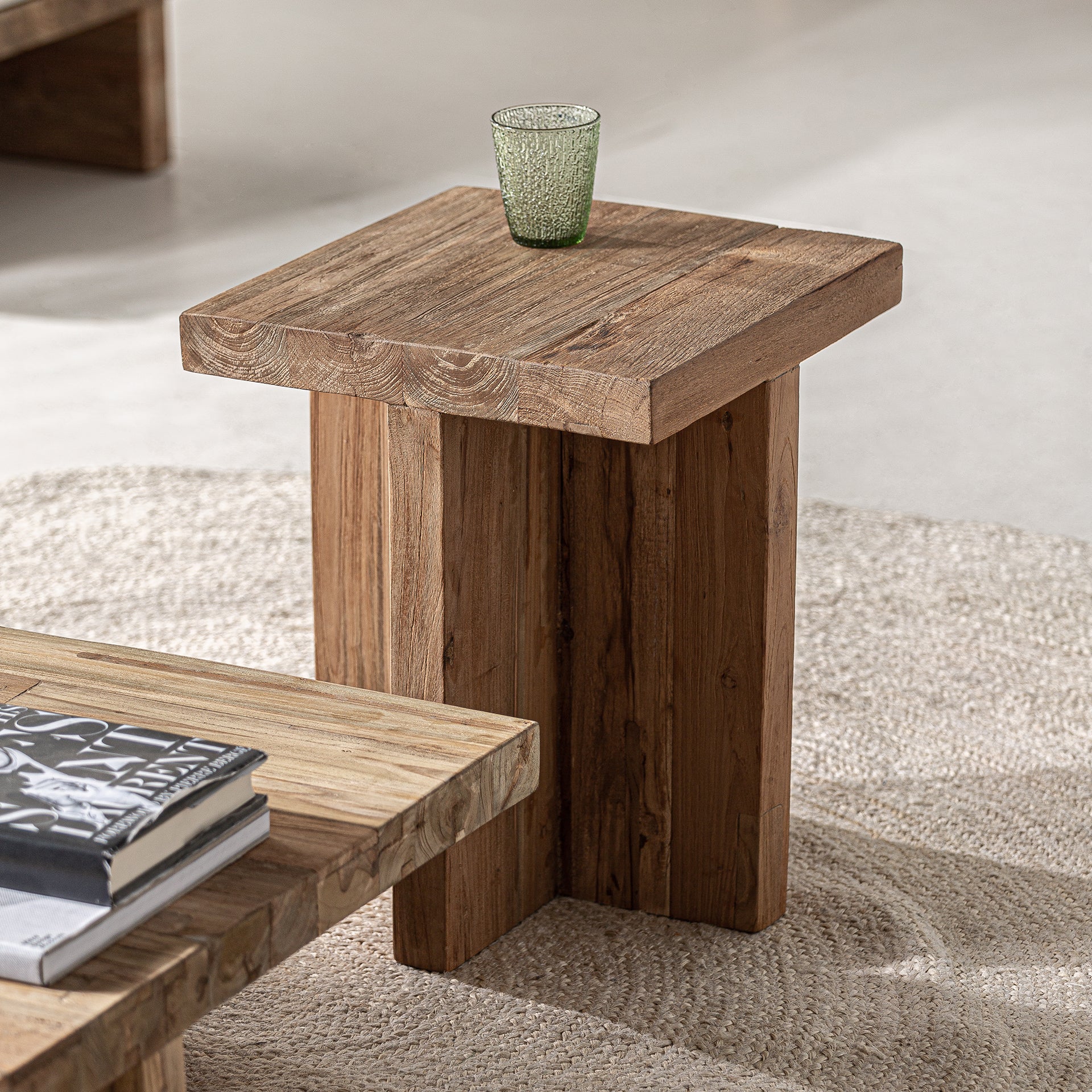 JÄRVI Side Table
