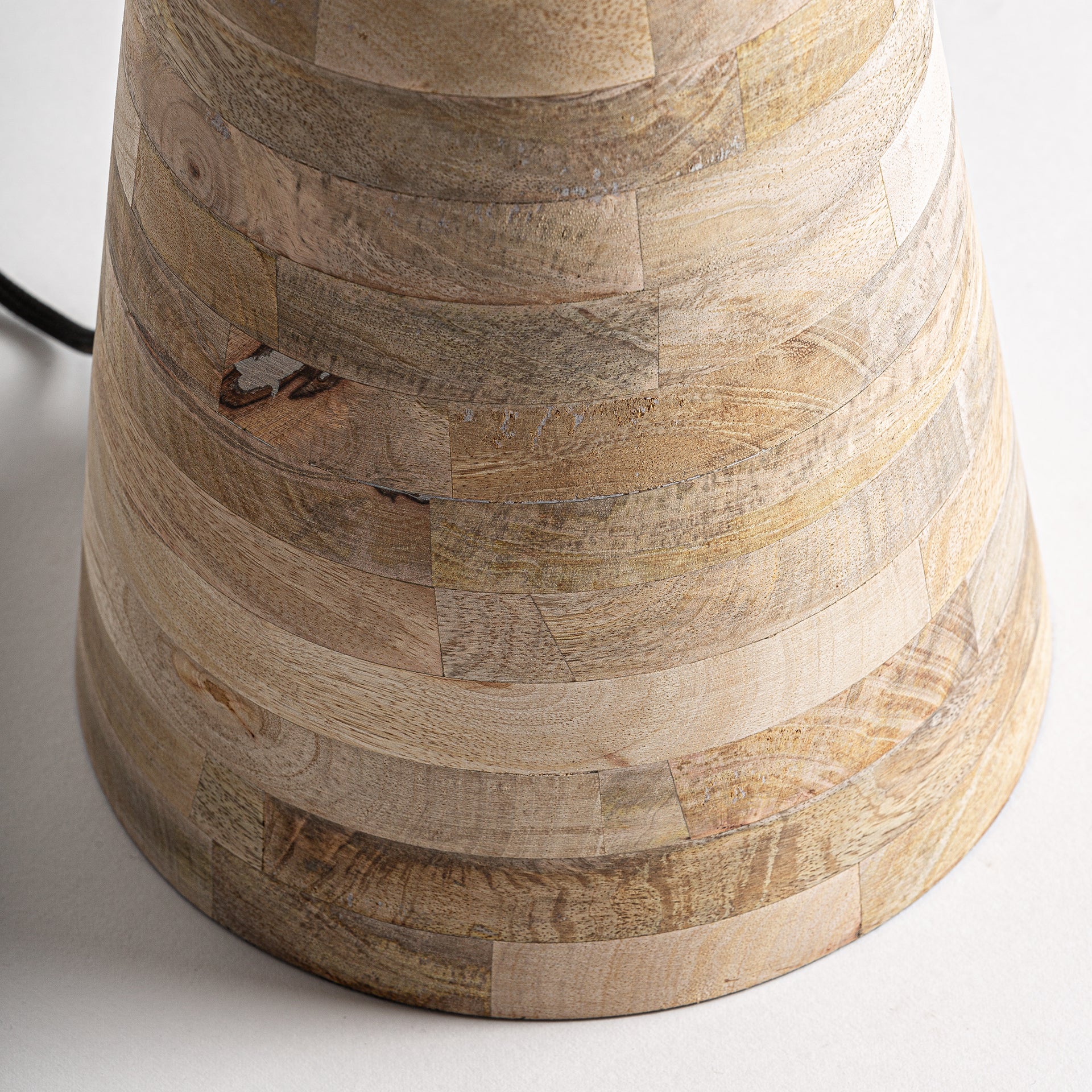 KELLY TABLE LAMP