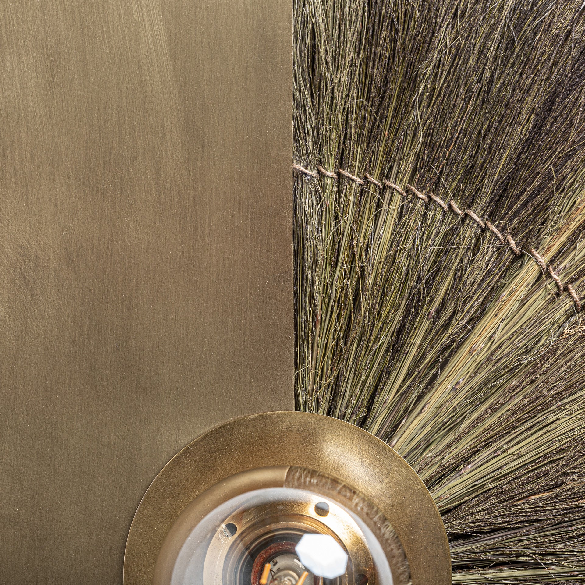 Helkie Art Deco Wall Lamp — Brass Gold & Iron