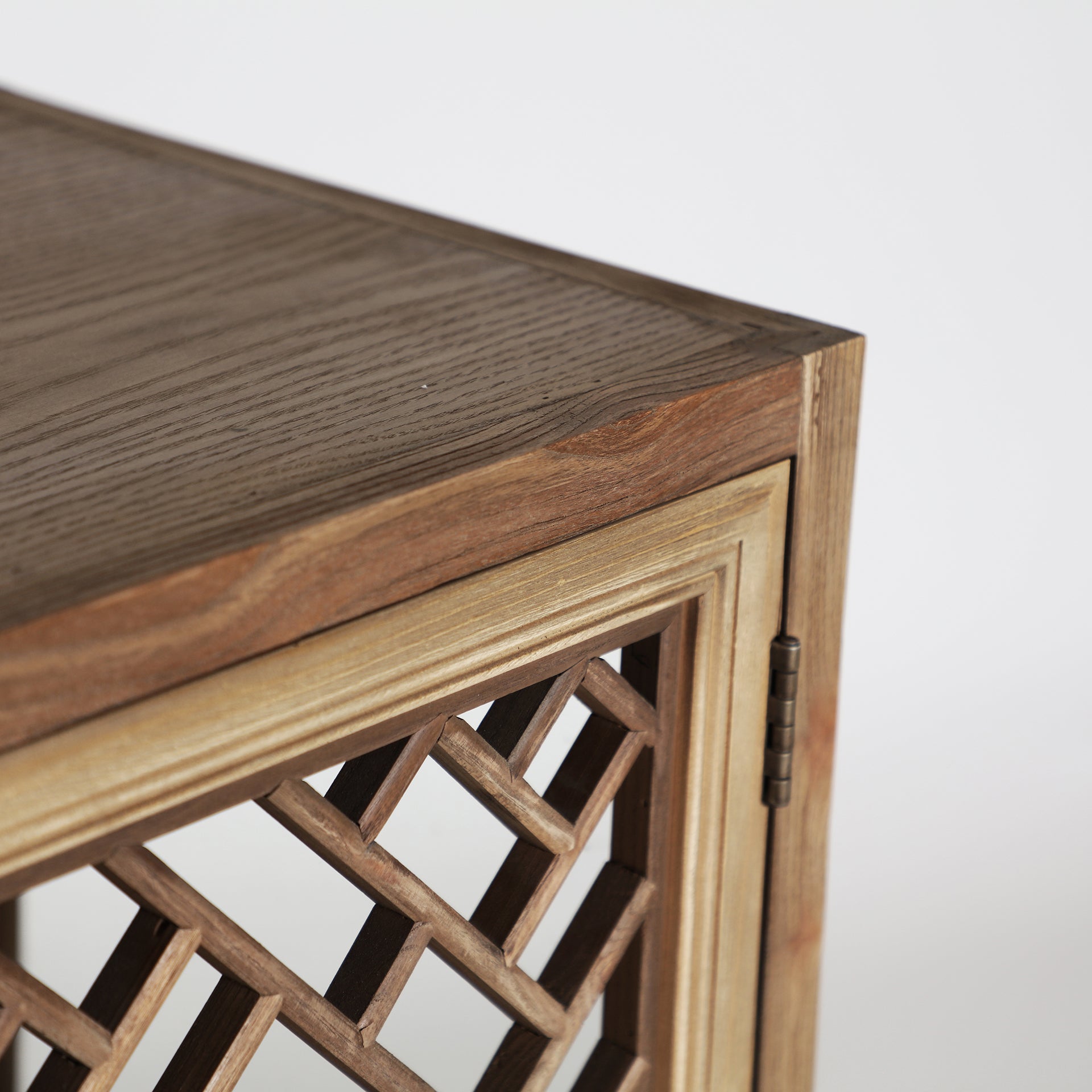 MELNIK MODULAR DISPLAY CABINET