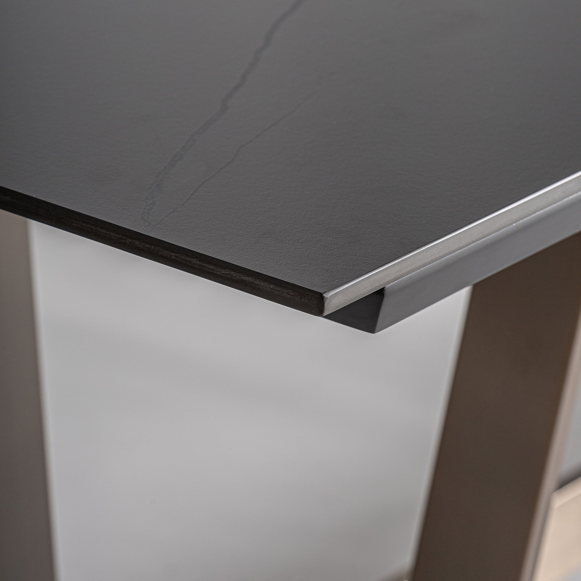 TREMP DINING TABLE