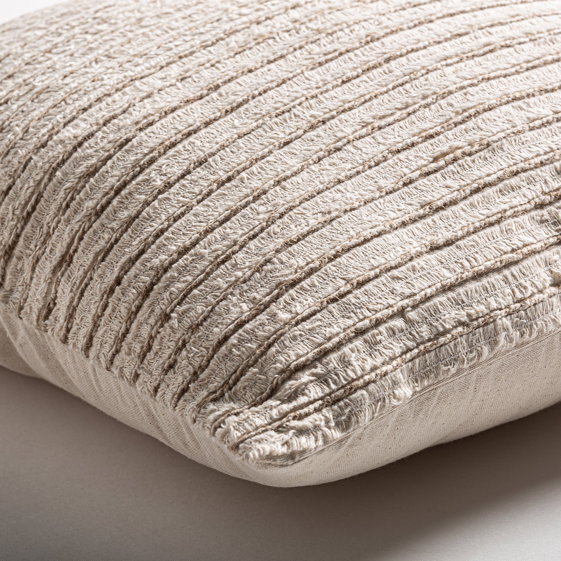 ALKA CUSHION
